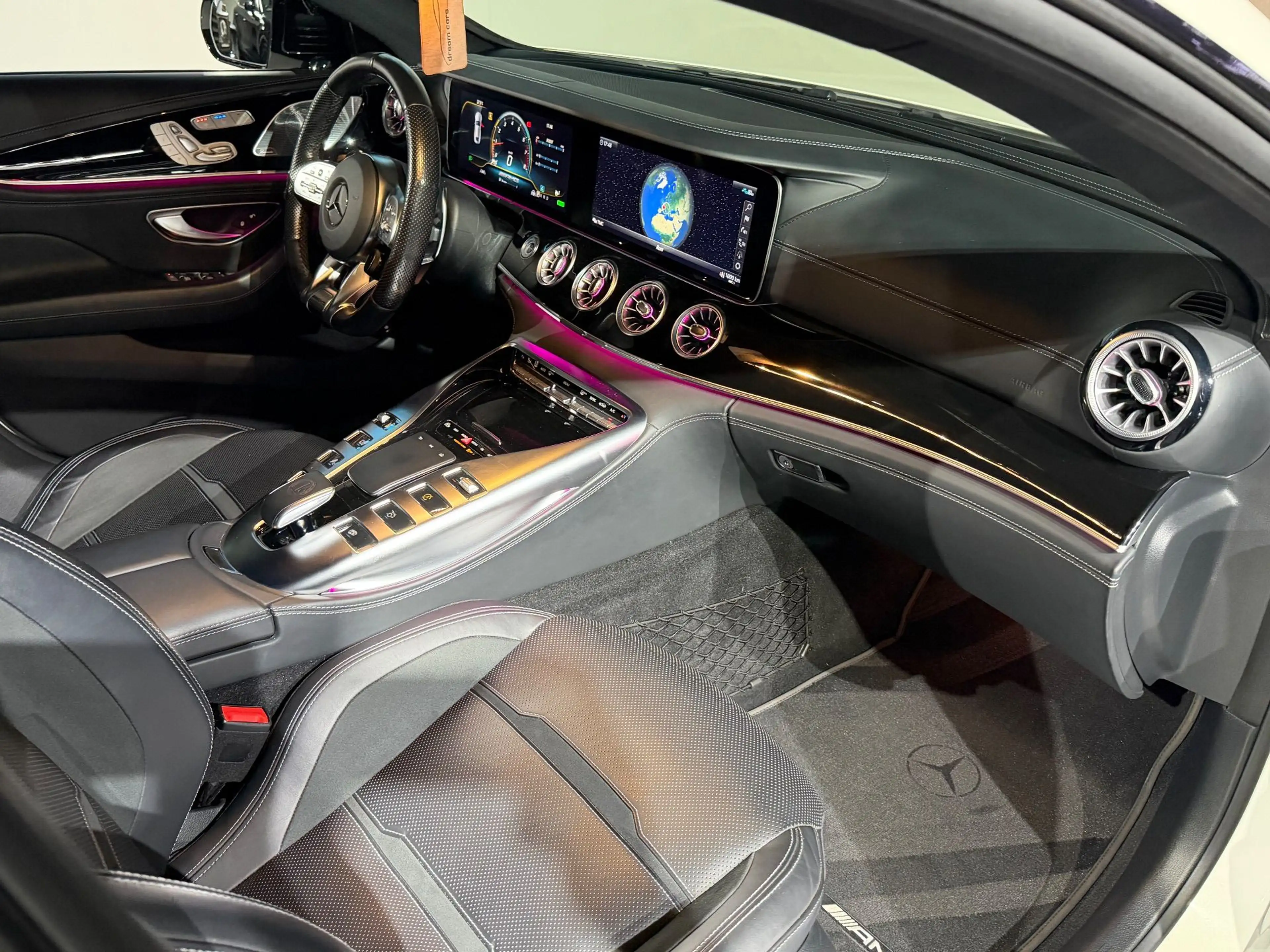 Mercedes-Benz AMG GT 43 4MATIC+  / AMG Design PLUS / PANO / VOLLAUSTAT — photo 43