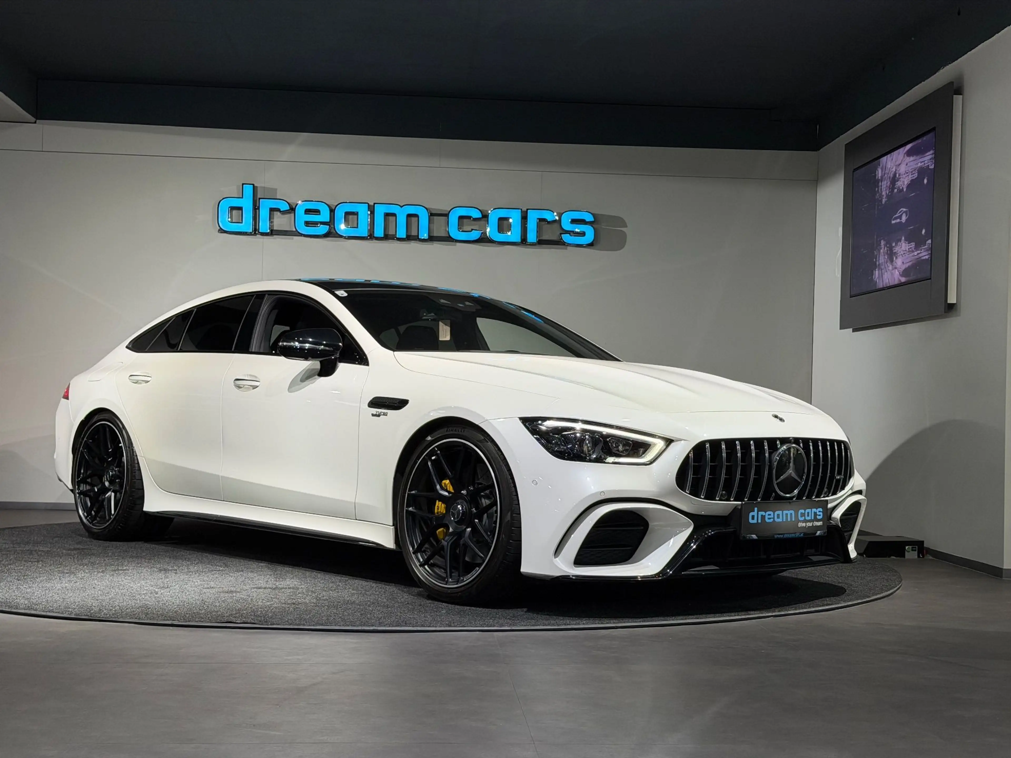 Mercedes-Benz AMG GT 43 4MATIC+  / AMG Design PLUS / PANO / VOLLAUSTAT — photo 4