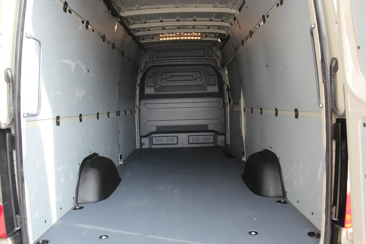 Mercedes-Benz Sprinter снимка Mercedes-Benz Sprinter