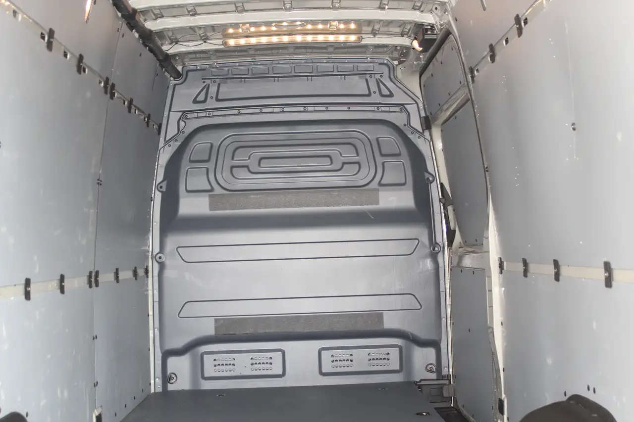 Mercedes-Benz Sprinter снимка Mercedes-Benz Sprinter