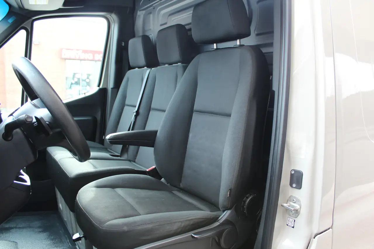 Mercedes-Benz Sprinter снимка Mercedes-Benz Sprinter