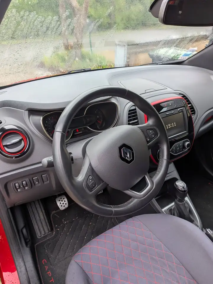 Renault Captur — photo 10