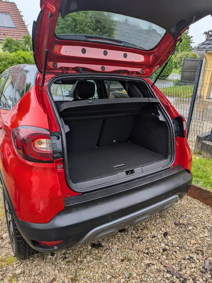 Renault Captur — photo 9