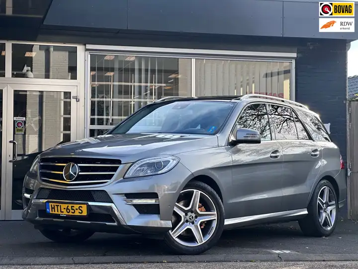 Mercedes-Benz ML 350 M-klasse BlueTEC AMG / CLIMA / CRUISE / PANO / MEM