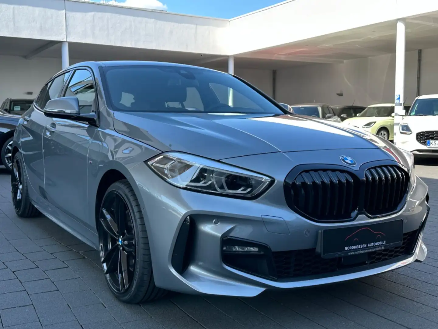BMW 120 d xDrive M Sport Shadow-Line | Kamera | 19" Grau - 2