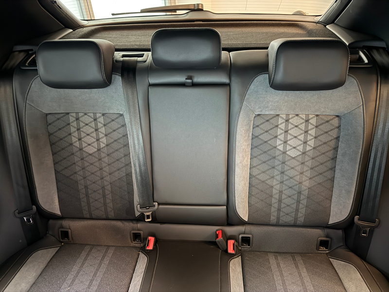 Volkswagen T-Roc 1.5 TSI R-Line LED-Matrix, El.Heckklappe, Alarmanl — photo 14