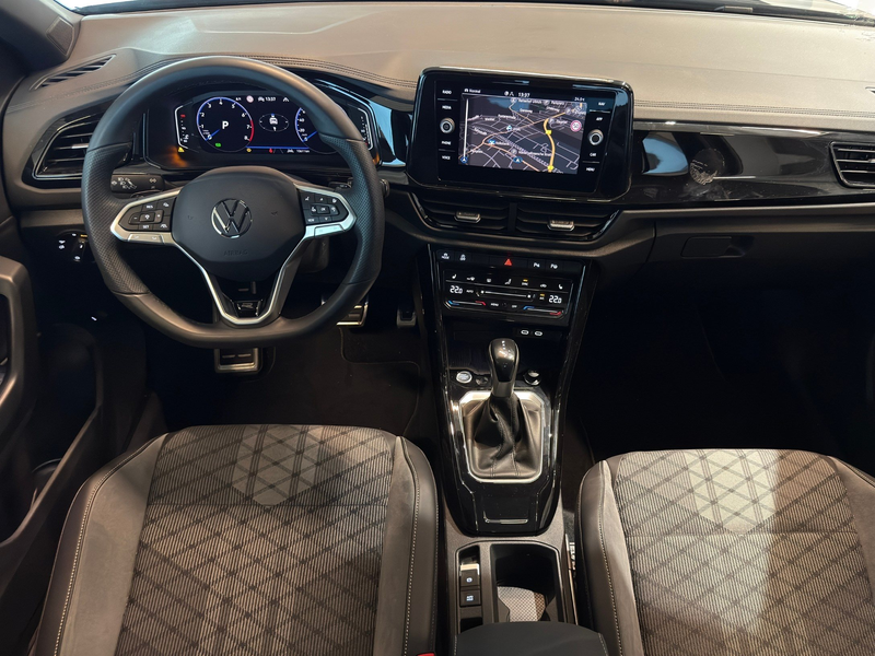 Volkswagen T-Roc 1.5 TSI R-Line LED-Matrix, El.Heckklappe, Alarmanl — photo 13