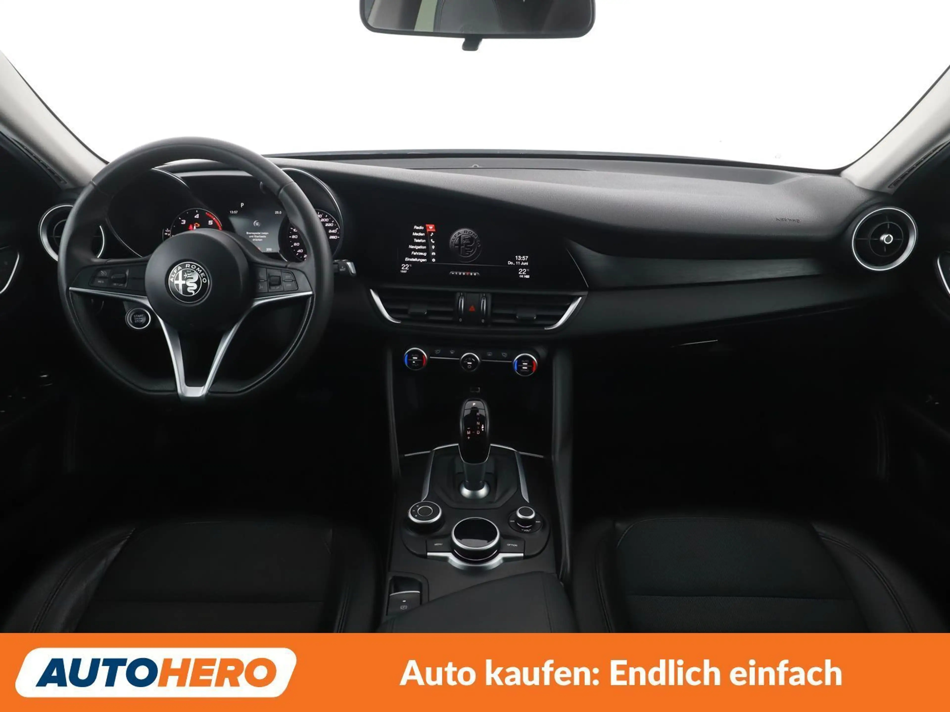 Alfa Romeo Giulia 2.2 JTDM Super — photo 12