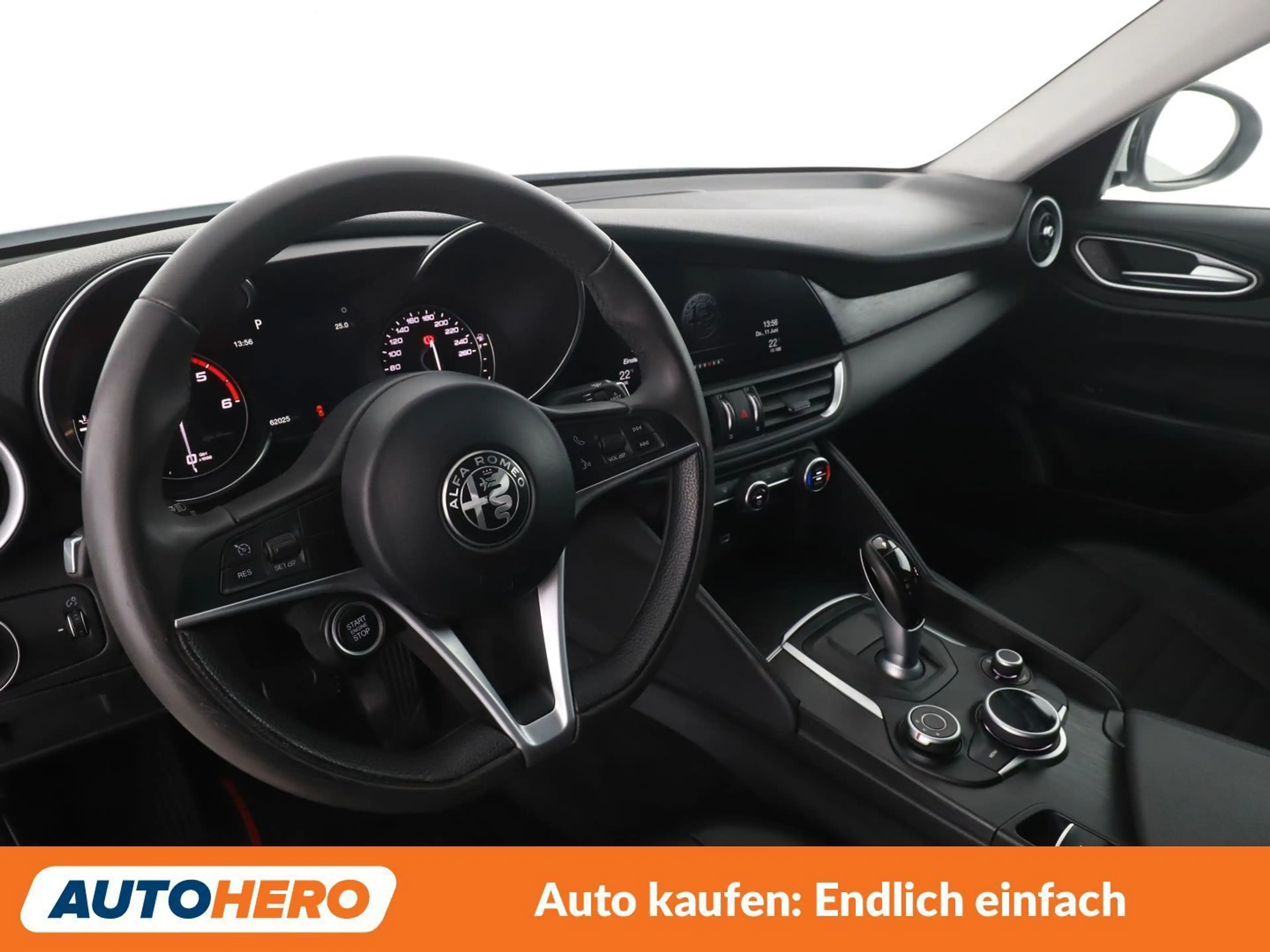 Alfa Romeo Giulia 2.2 JTDM Super — photo 11