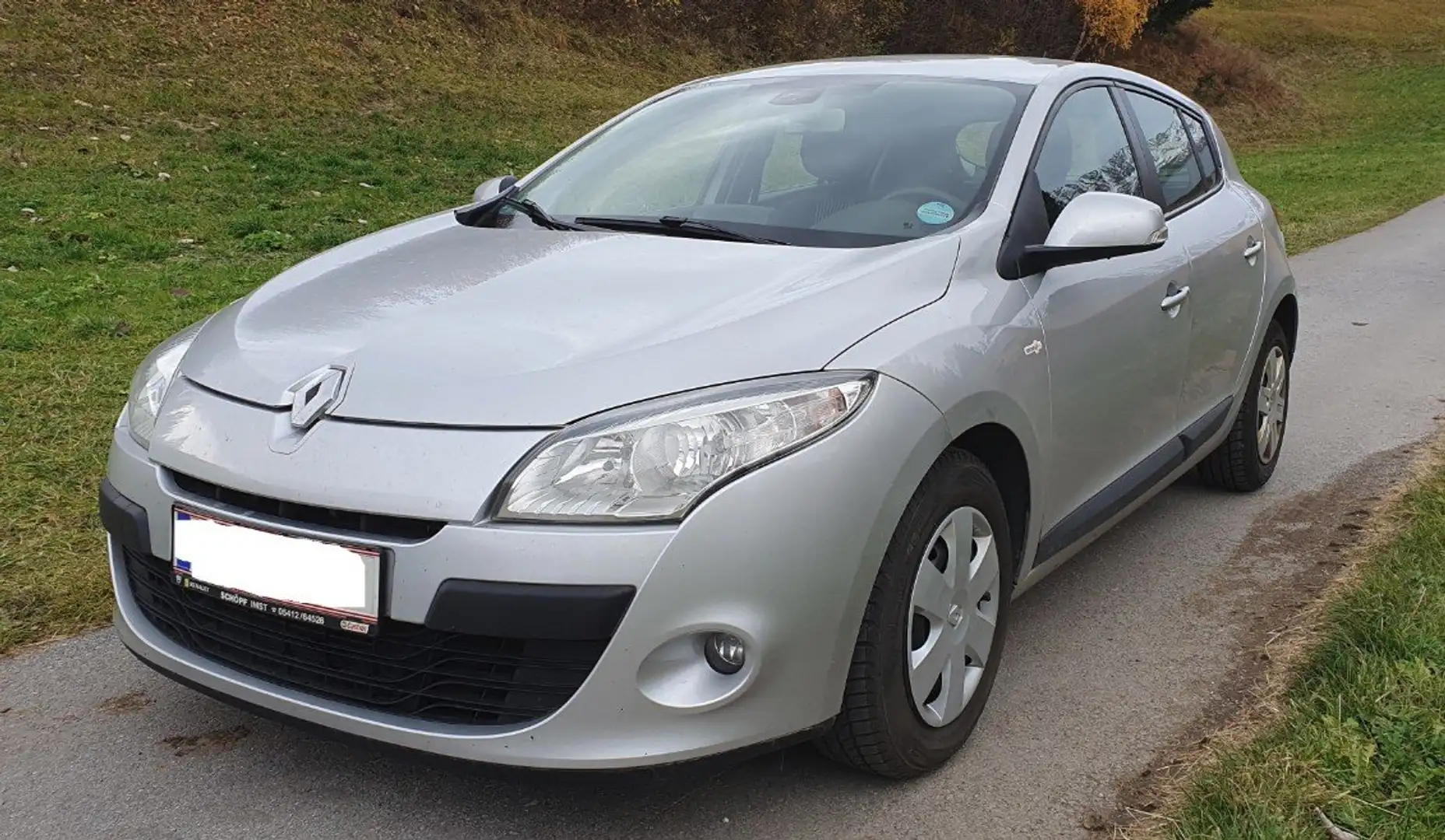 Renault Megane Mégane TomTom dCi 90 DPF TomTom Silber - 1