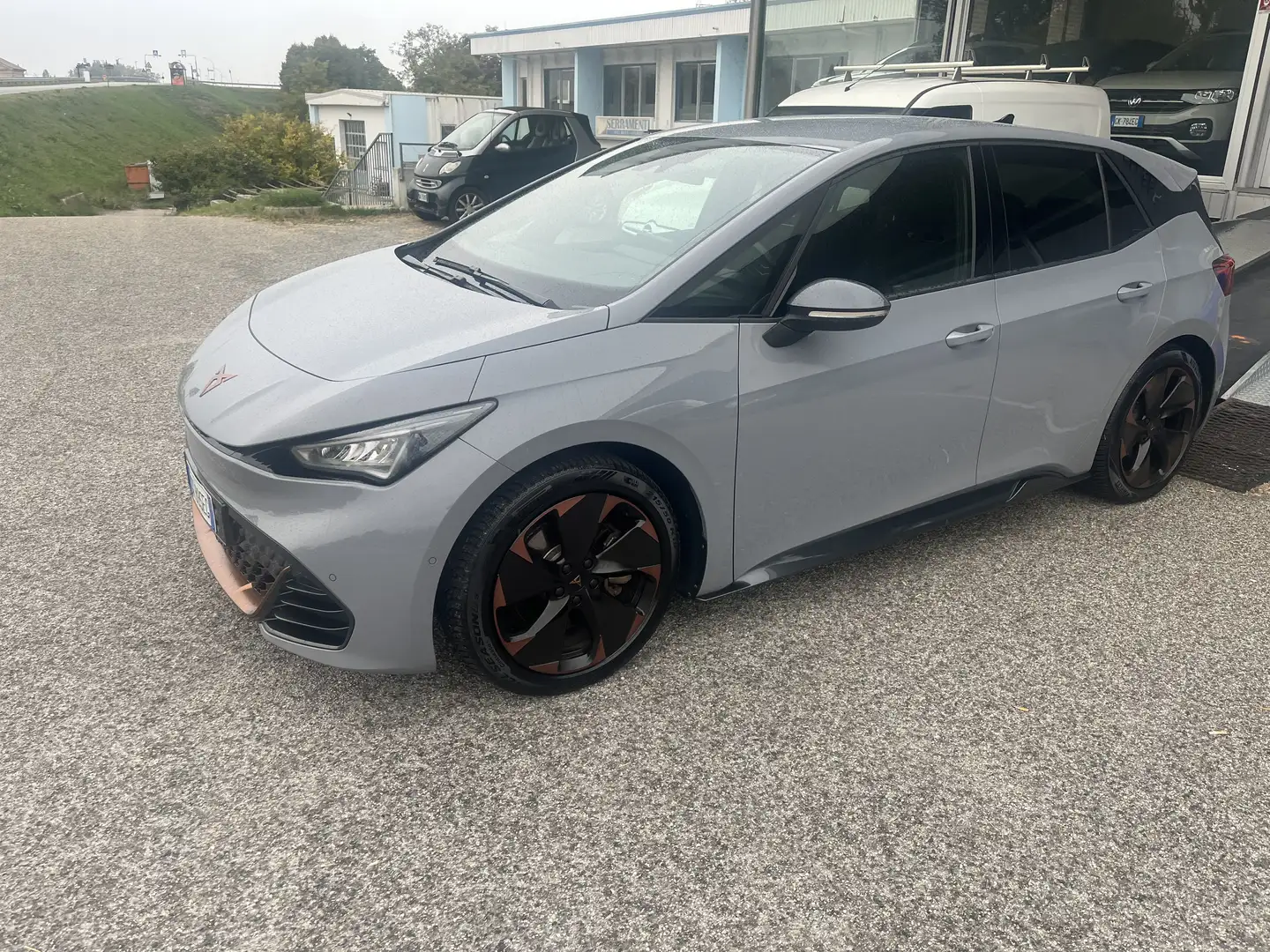 CUPRA Born 58kWh e-Boost 231 cv ( 170 kw) - 2