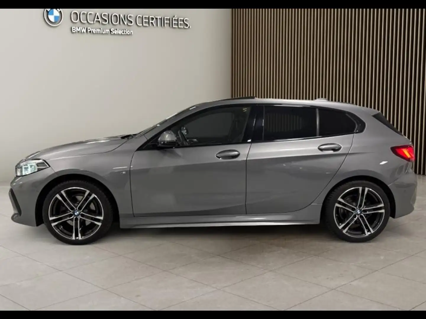 BMW 118 118iA 136ch M Sport DKG7 Grau - 2