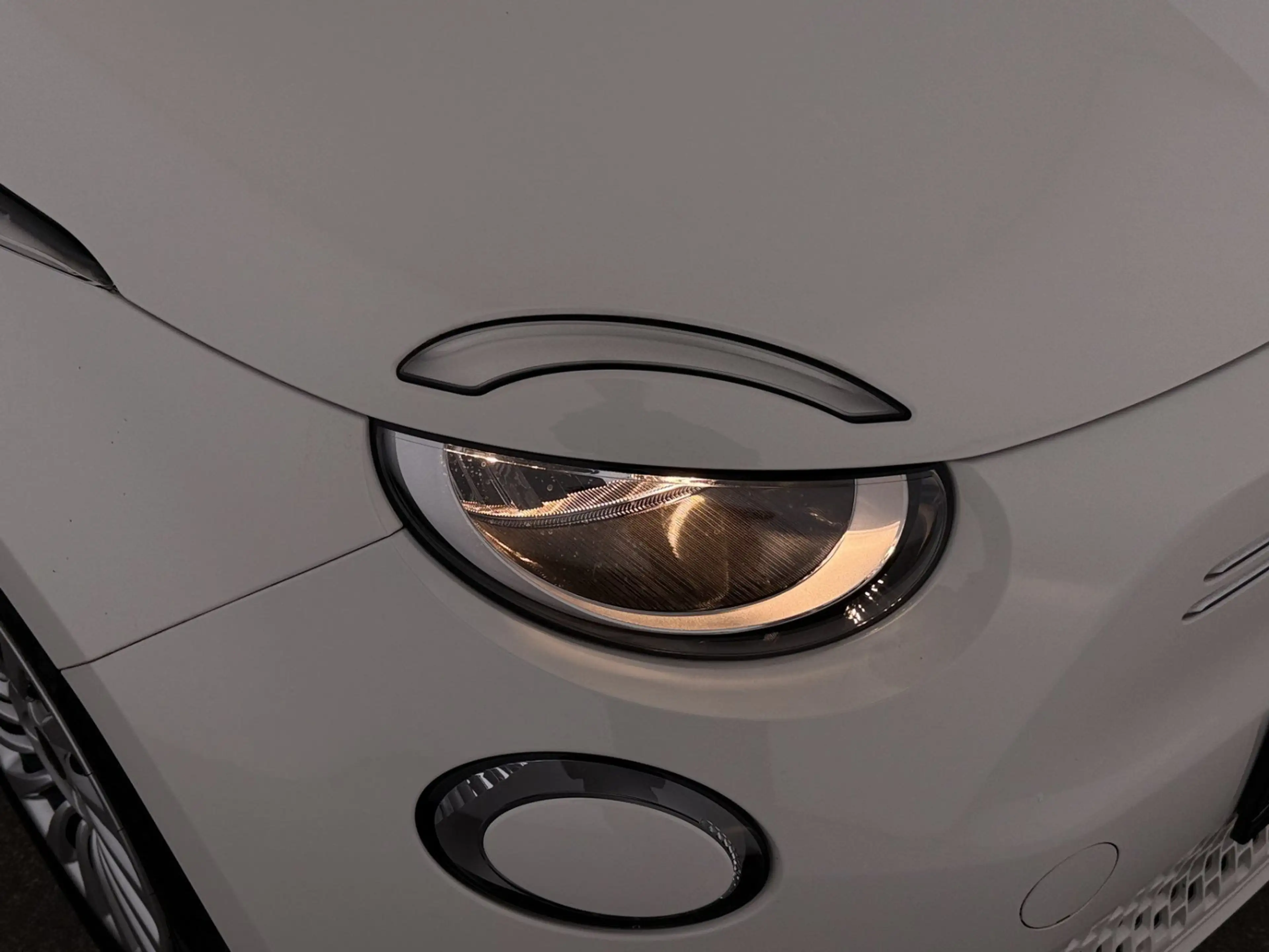 Fiat 500e 500 e 24kWh Aut TEMPOMAT KLIMA — photo 13