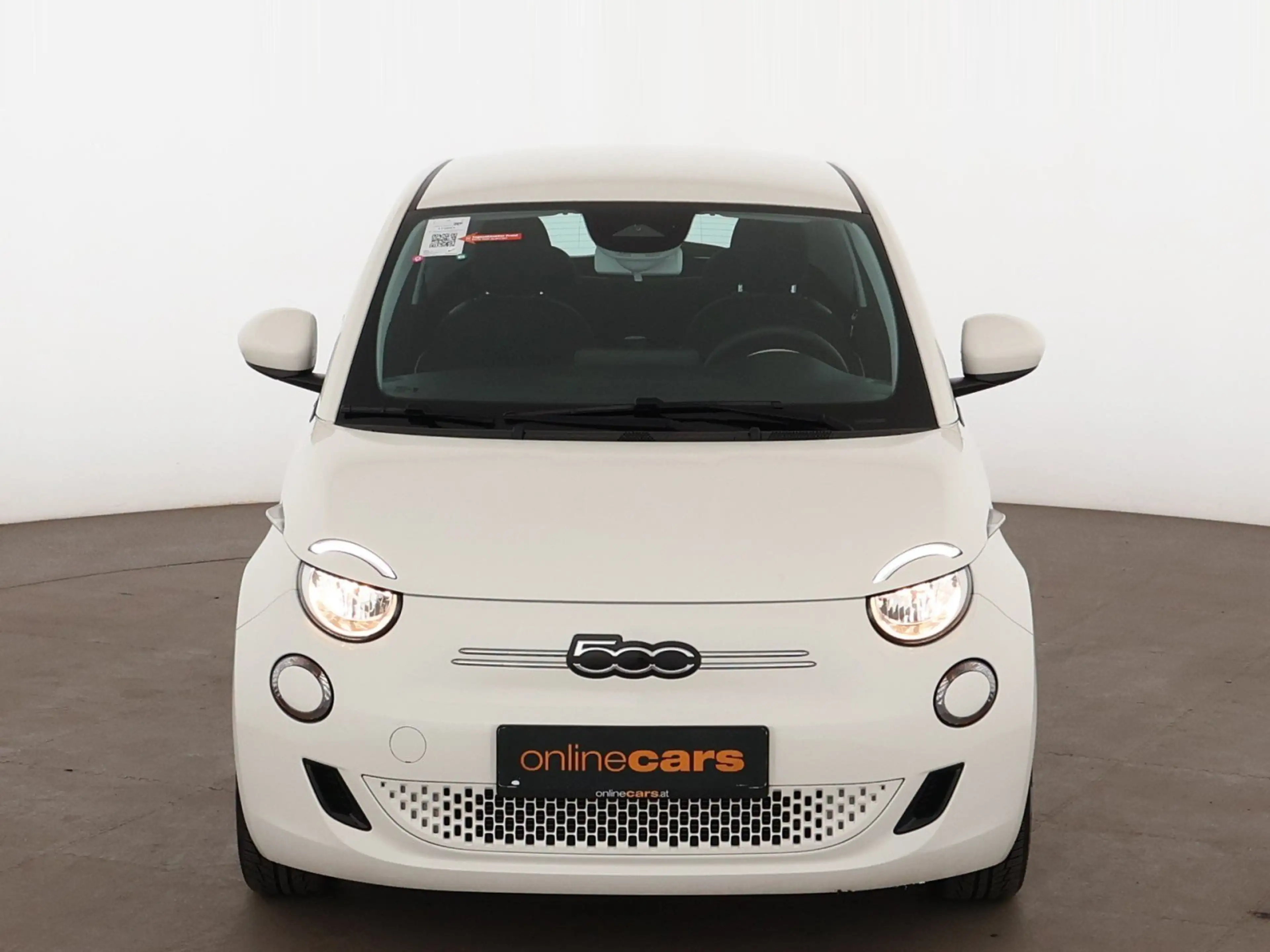 Fiat 500e 500 e 24kWh Aut TEMPOMAT KLIMA — photo 4