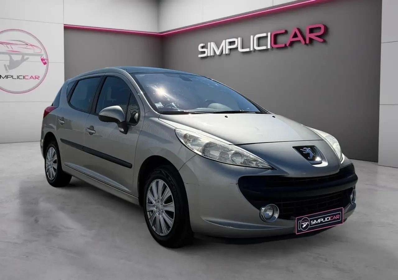 Peugeot 207 1.6 HDi 90ch Premium Garantie 12 mois