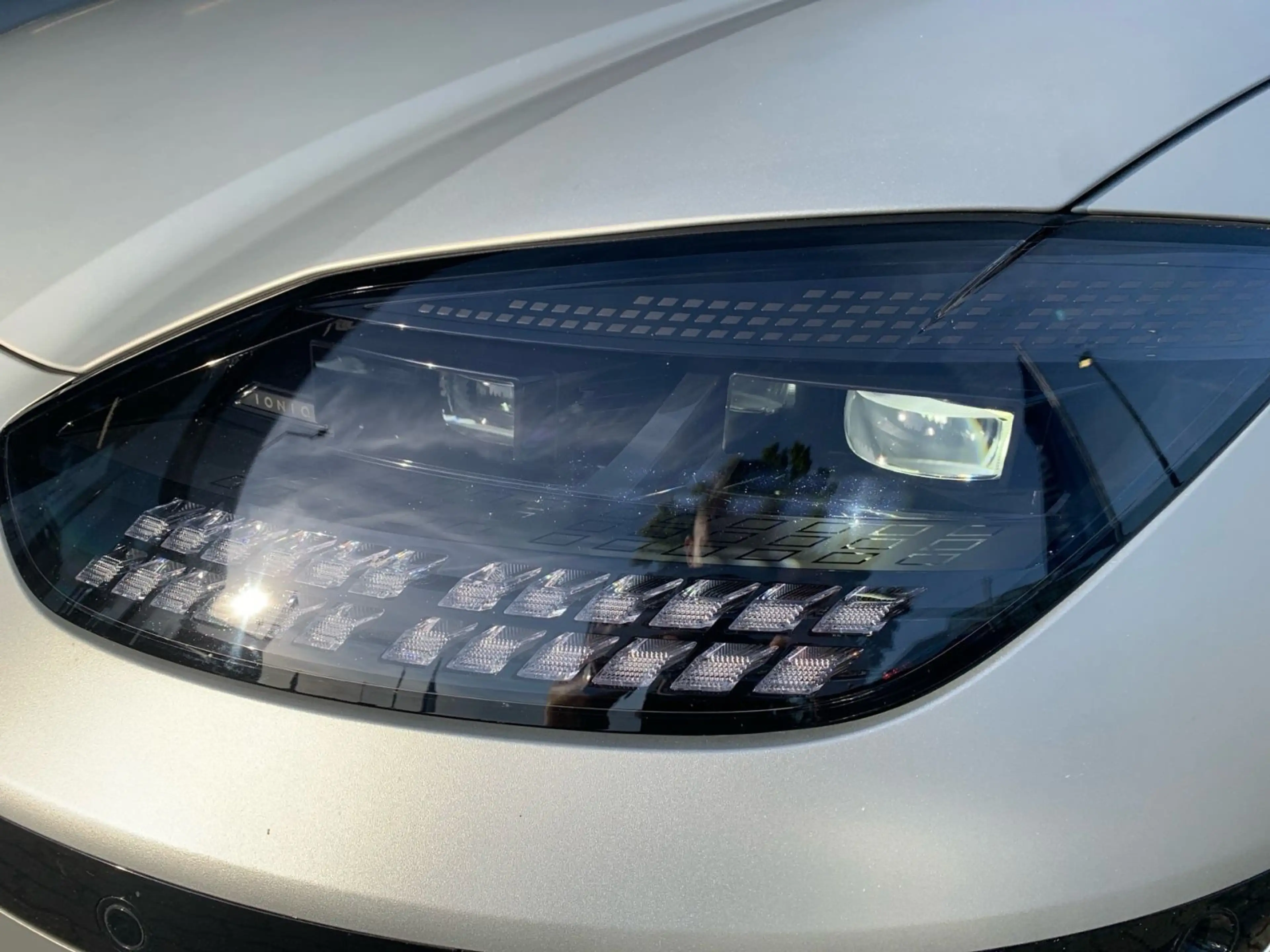 Hyundai IONIQ 6 First Edition/First Ed-Paket Elektro 4WD — photo 9