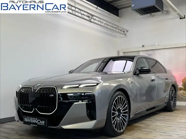 BMW 760 xDrive Executive Lounge Massage Sitzlüft