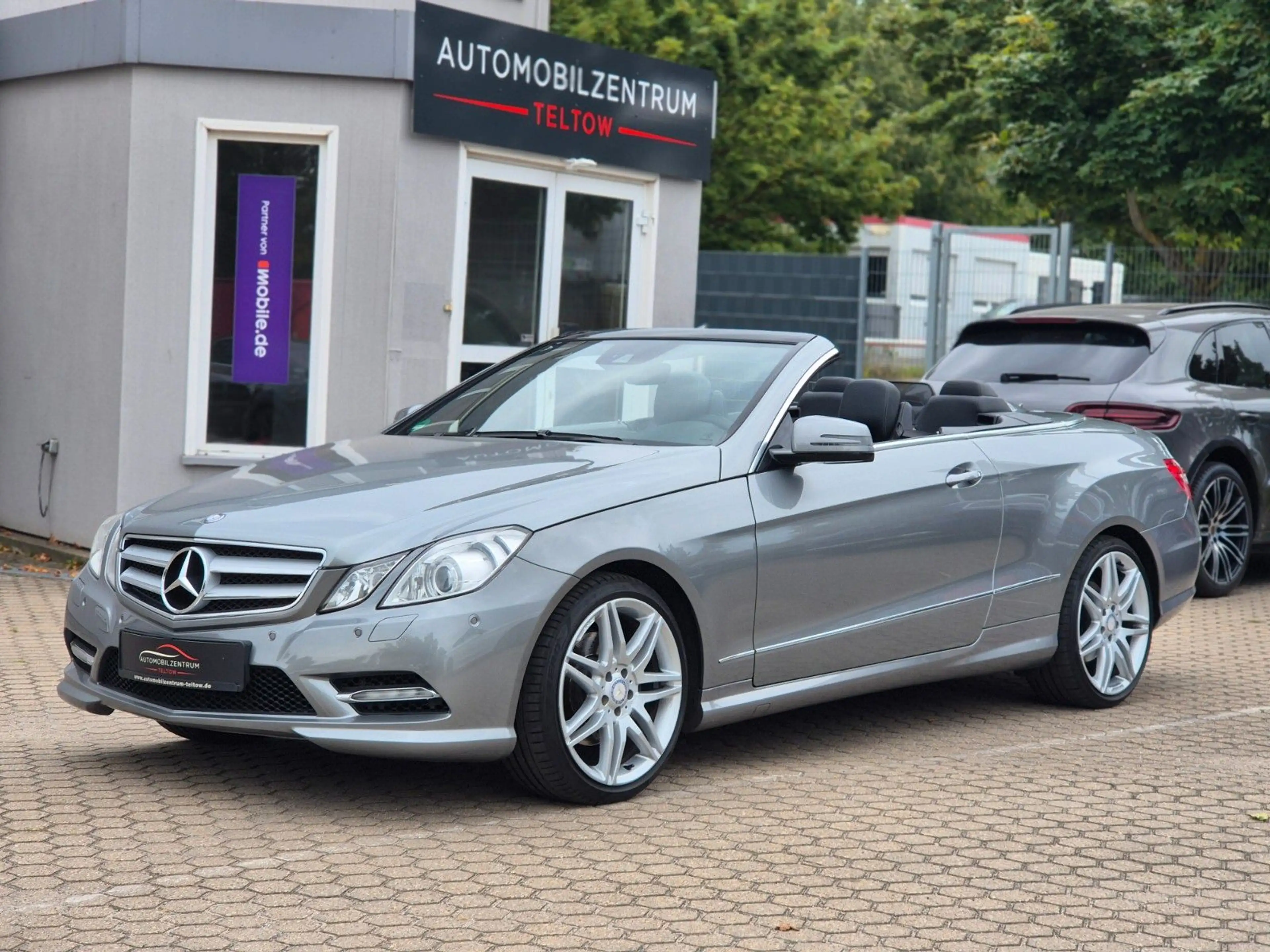 Mercedes-Benz E 350 Cabrio E 350 CGI BE Aut. AMG Line Harman Kardon