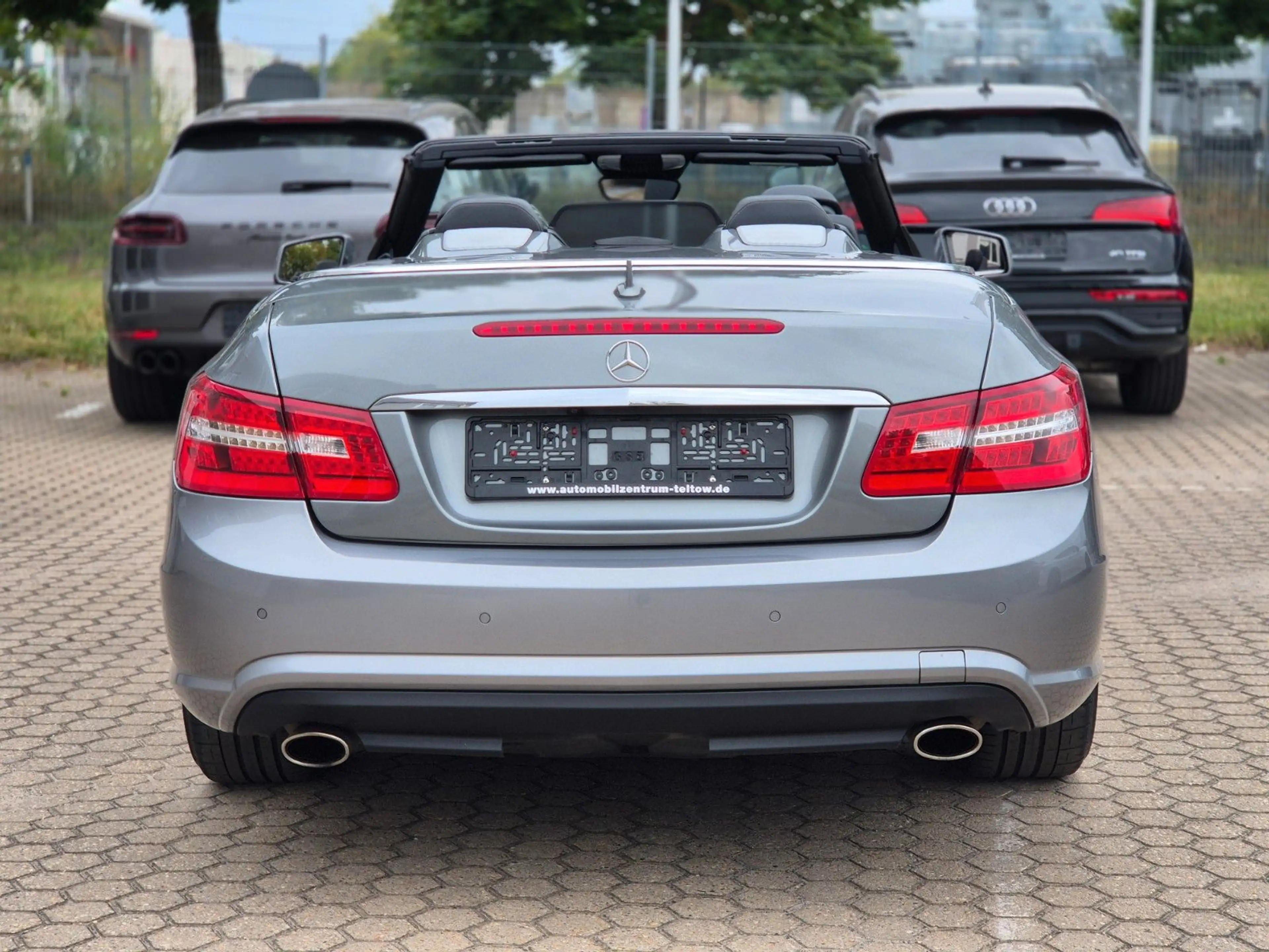 Mercedes-Benz E 350 Cabrio E 350 CGI BE Aut. AMG Line Harman Kardon — photo 8