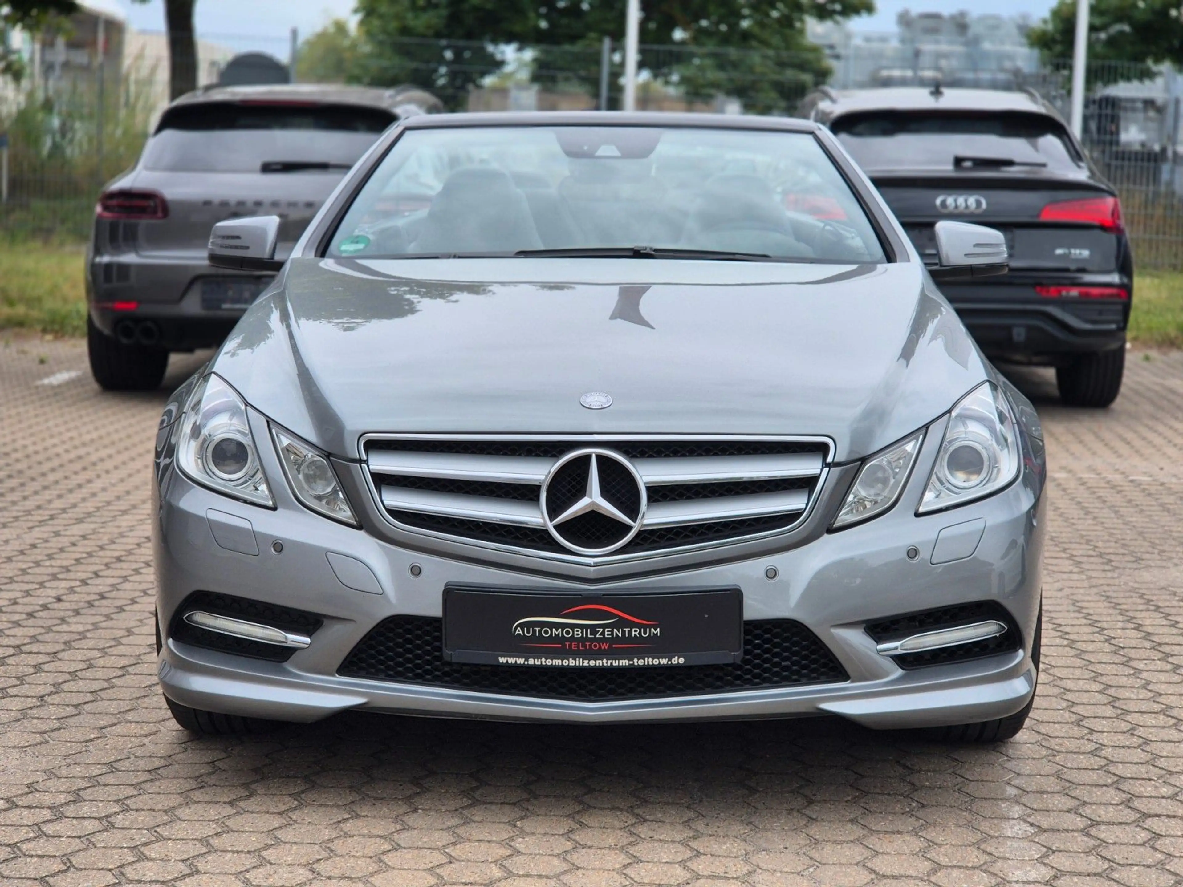 Mercedes-Benz E 350 Cabrio E 350 CGI BE Aut. AMG Line Harman Kardon — photo 3