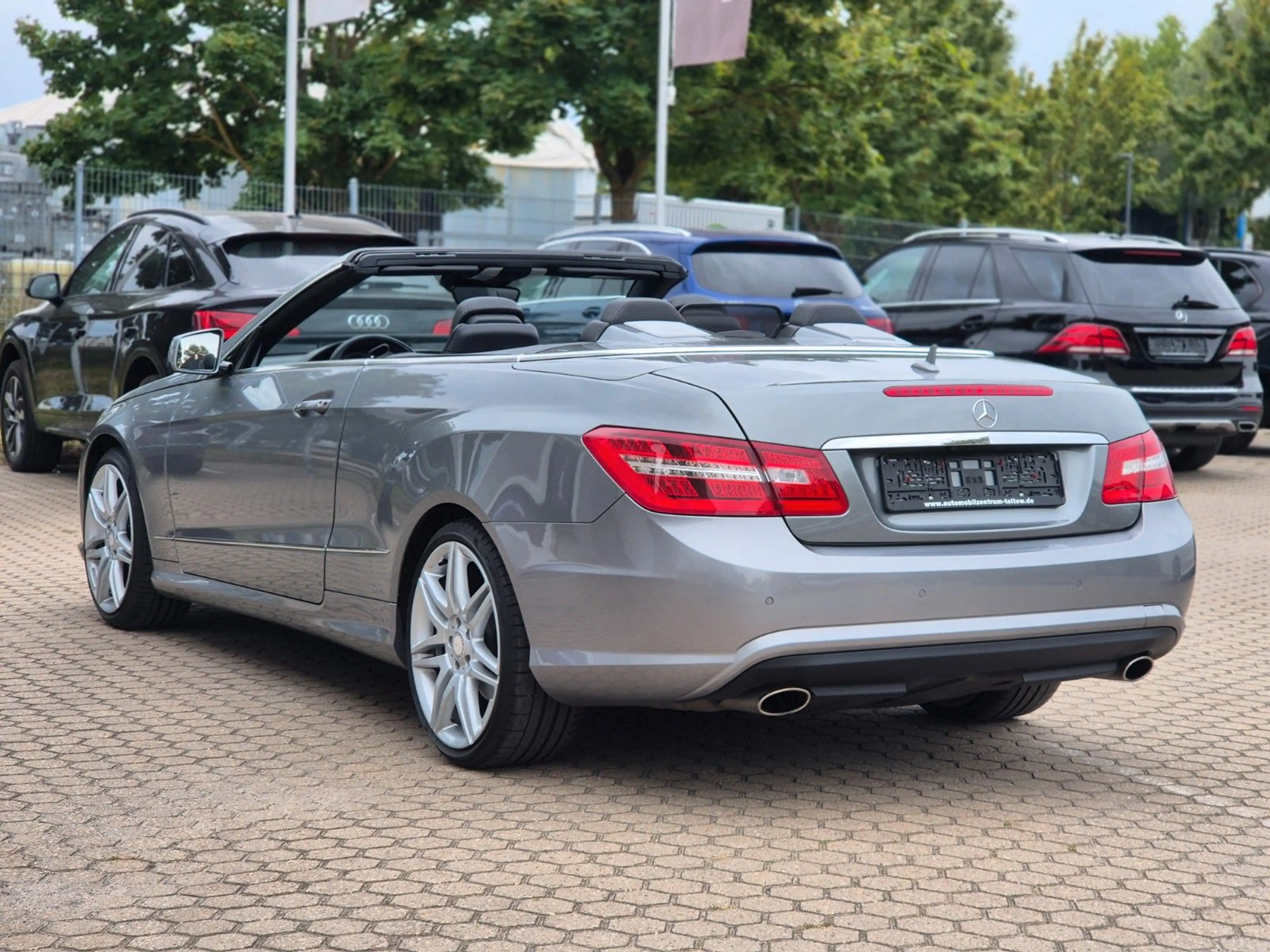 Mercedes-Benz E 350 Cabrio E 350 CGI BE Aut. AMG Line Harman Kardon — photo 7