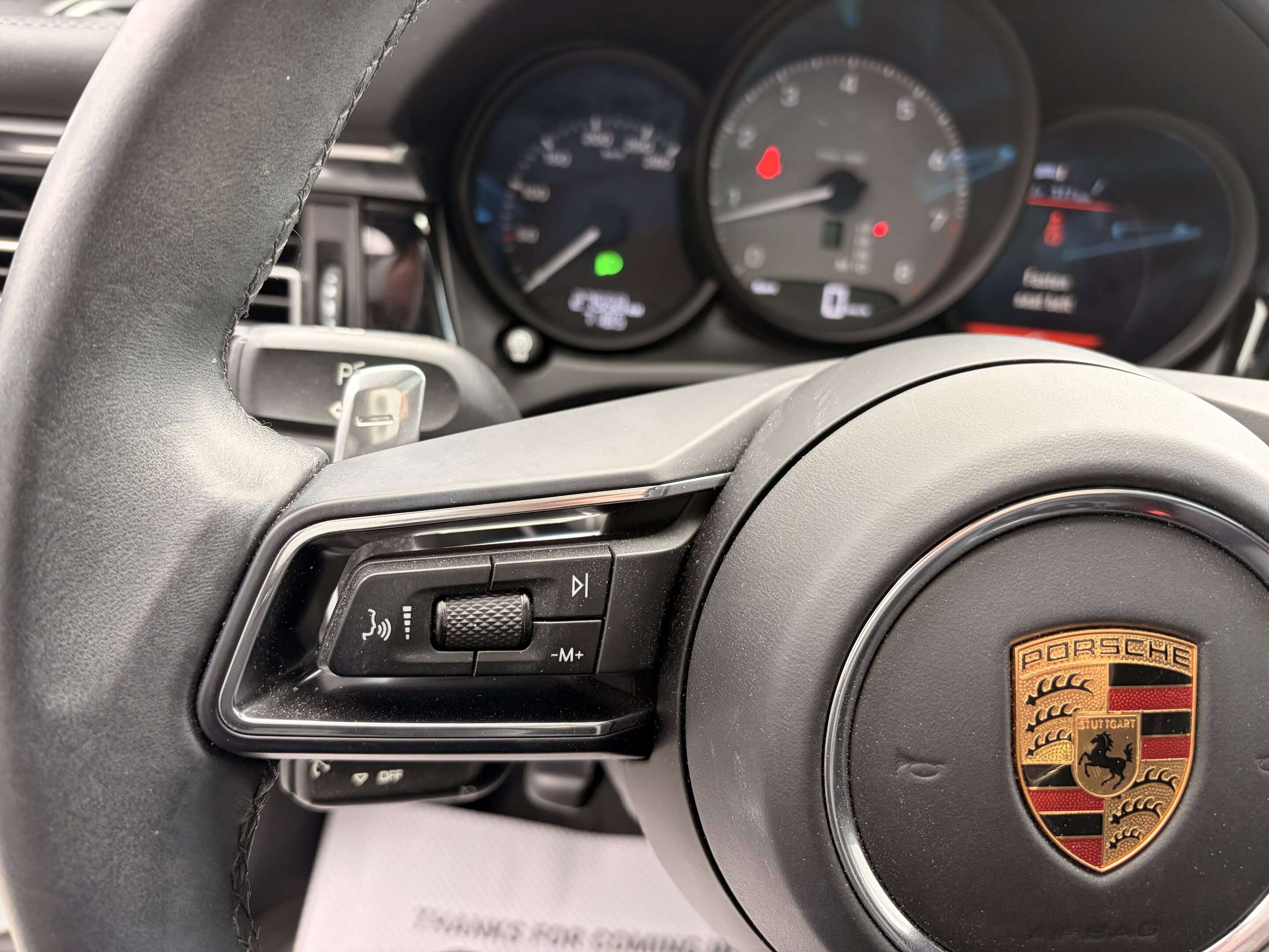 2023 Porsche Macan S thumb 20