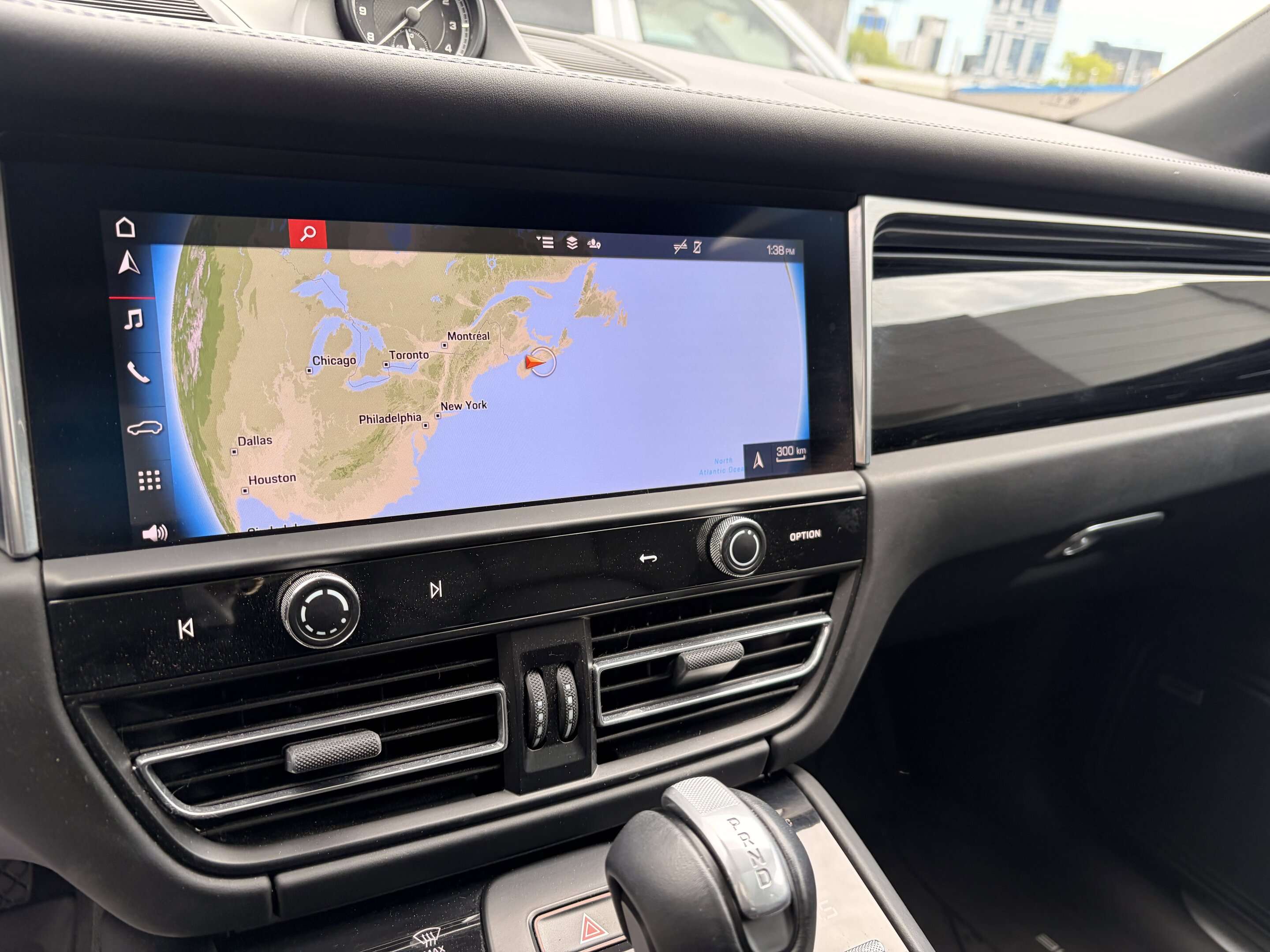 2023 Porsche Macan S thumb 19