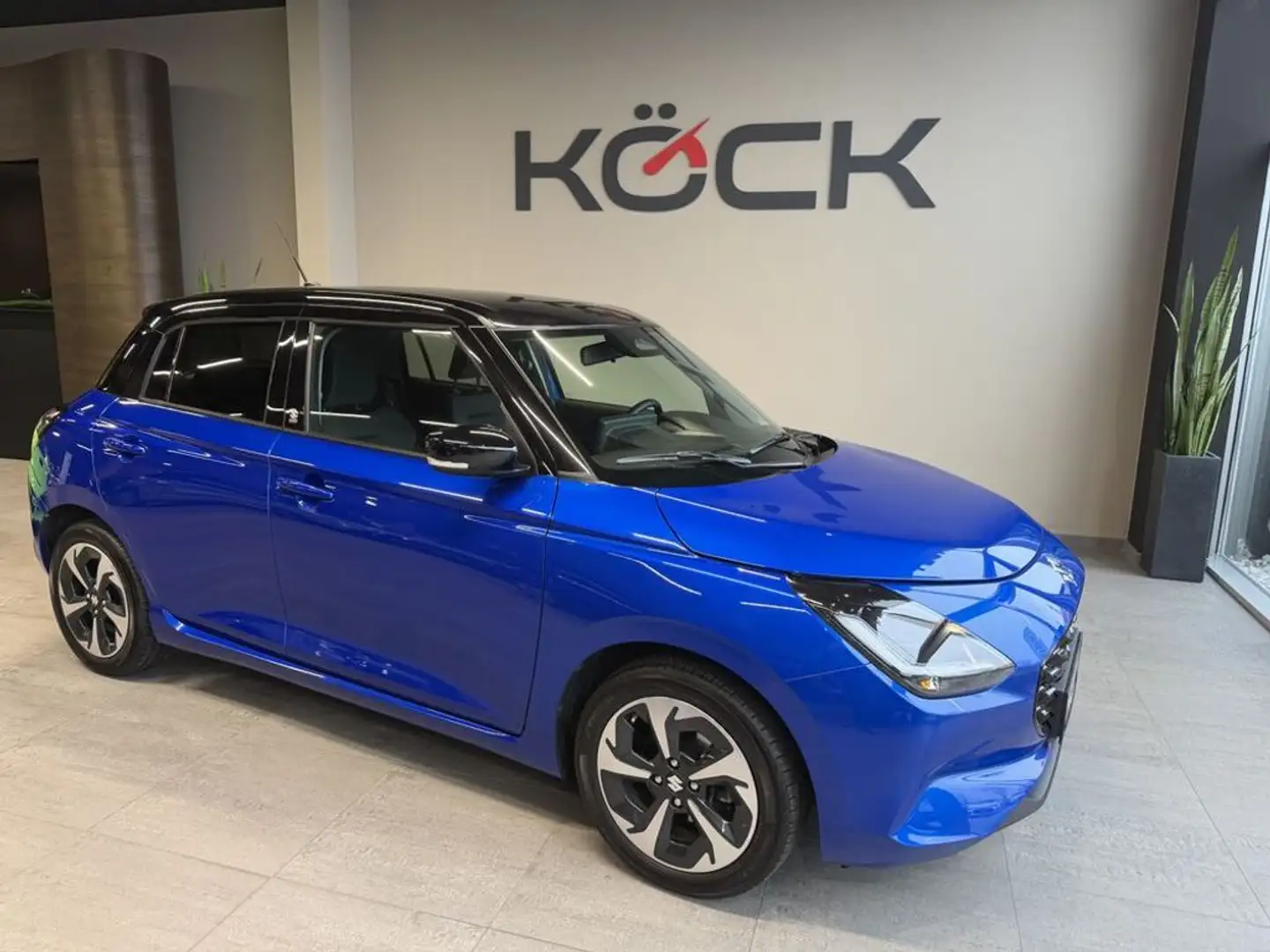 Suzuki Swift 1,2 Hybrid Allgrip Flash Blau - 1