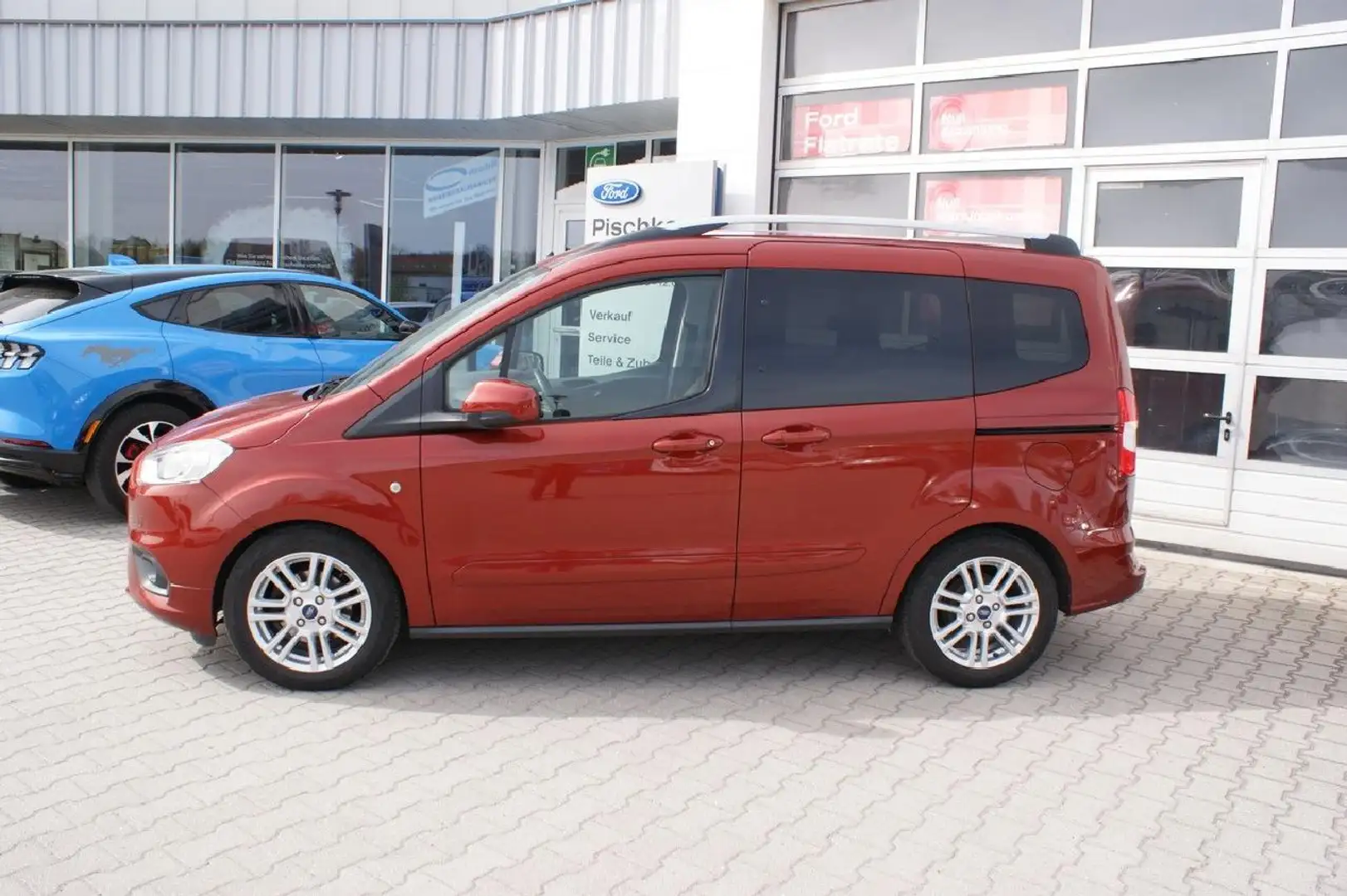 Ford Tourneo Courier Titanium Navi Alu Wi-Paket 1.Hd - 2