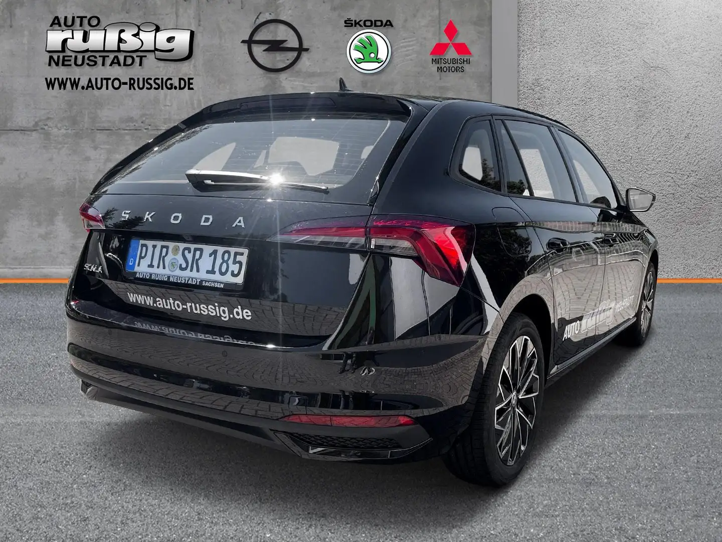 Skoda Scala Drive 1.0 TSI 85kW,SmartLink,SHZ,KLimaa. Schwarz - 2