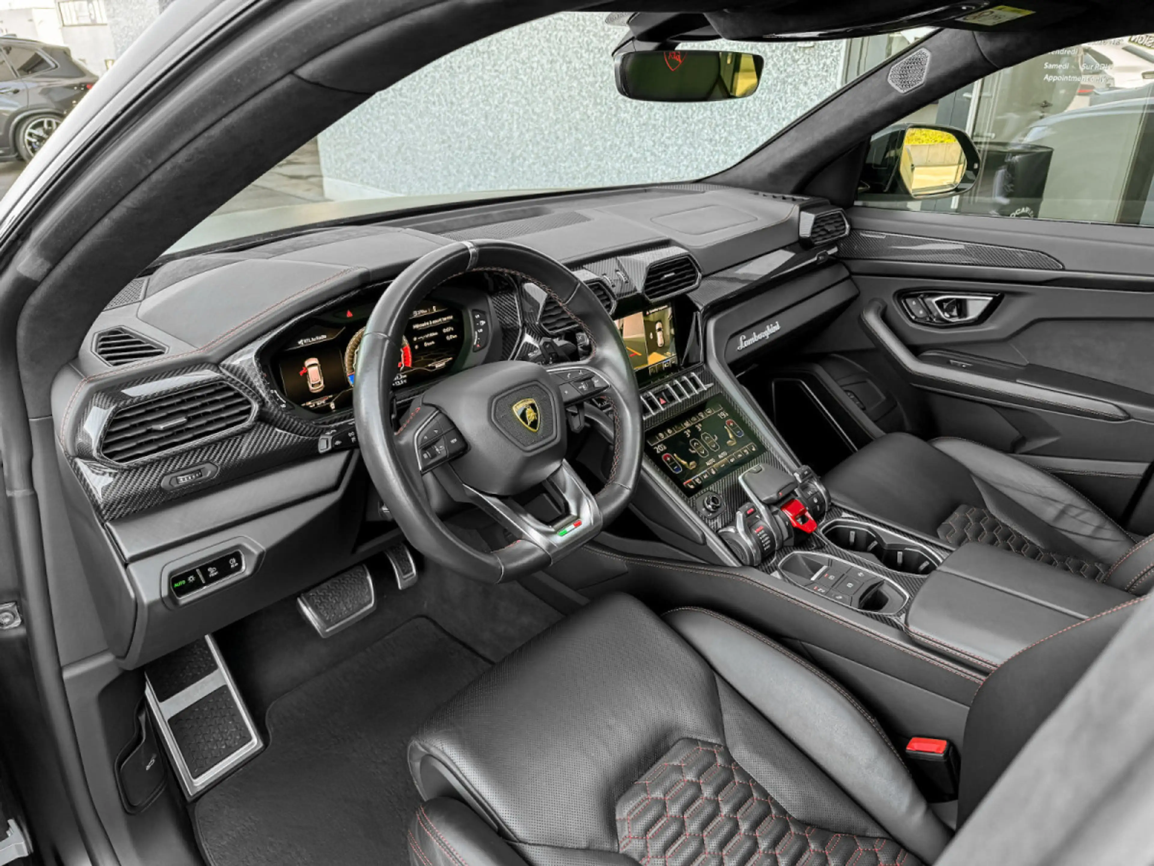 Lamborghini Urus 4.0 V8 Auto./PANO/22/360°/HUD/CARBON/VOLL — photo 4