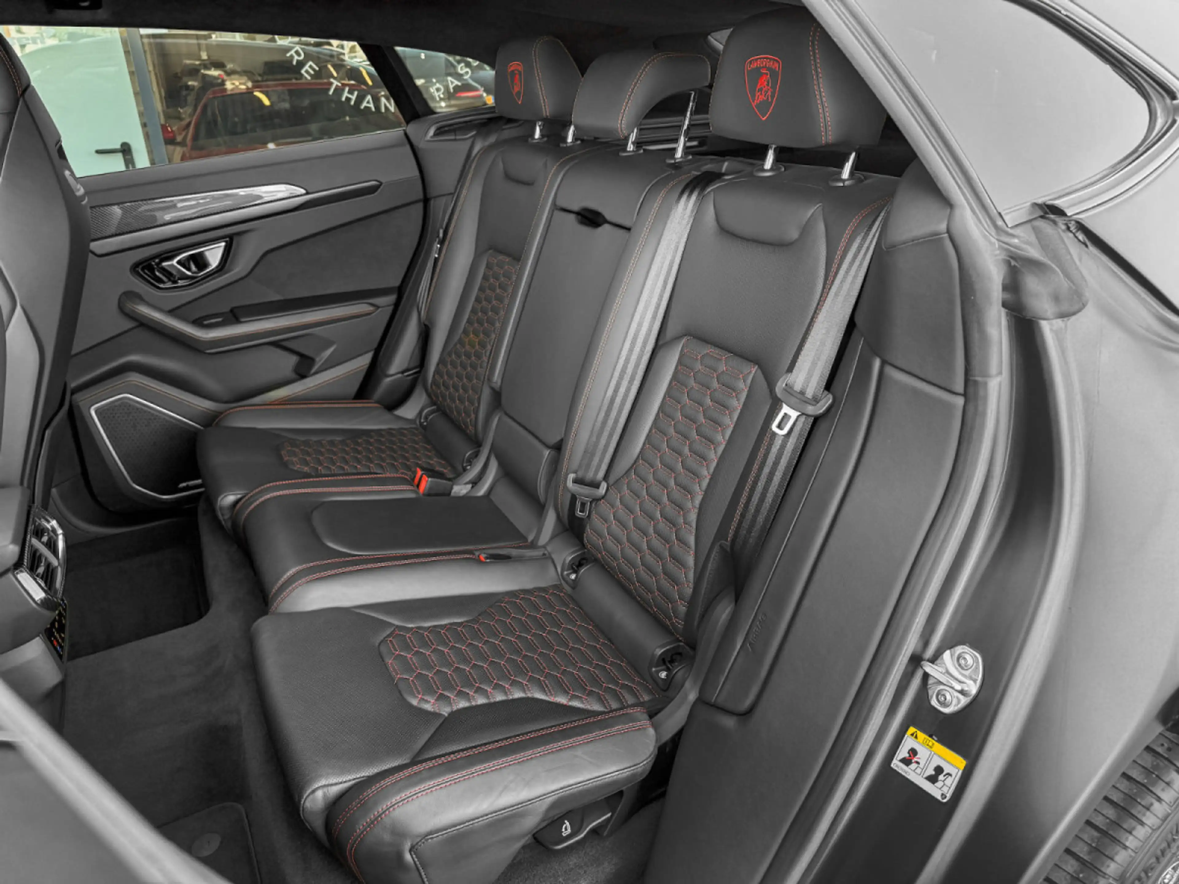 Lamborghini Urus 4.0 V8 Auto./PANO/22/360°/HUD/CARBON/VOLL — photo 14