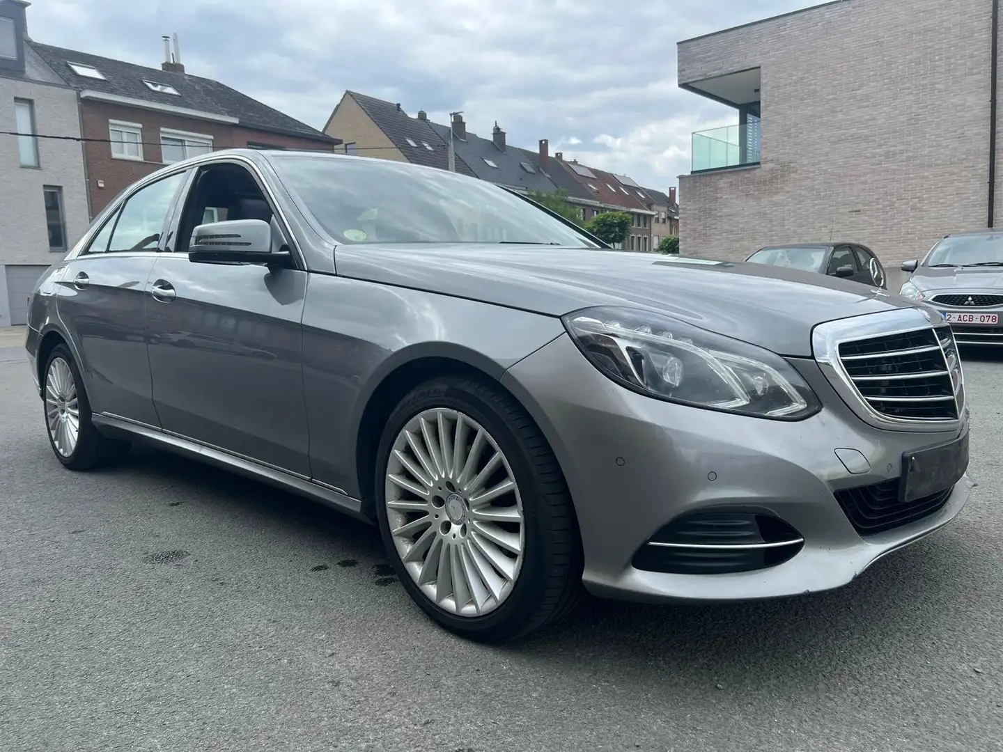 Mercedes-Benz E 220 E 220 CDI Avantgarde Gris - 2