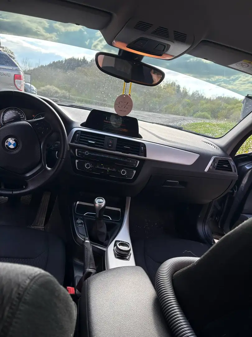 BMW 114 d JOY Edition Grigio - 2