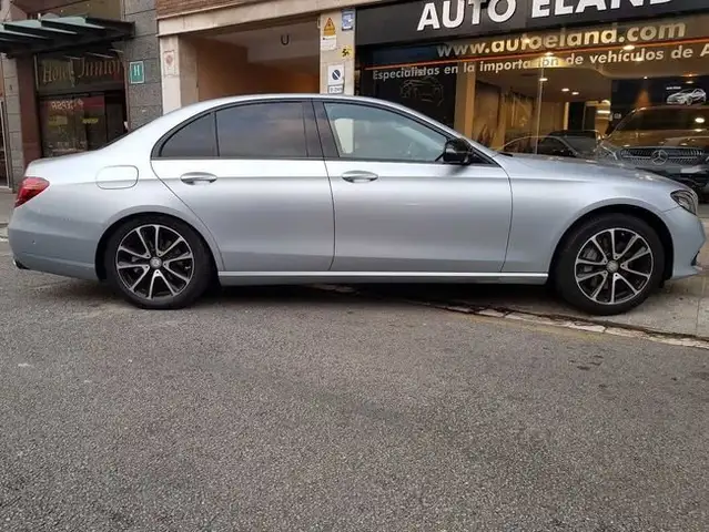 Mercedes-Benz E 320 CDI Avantgarde