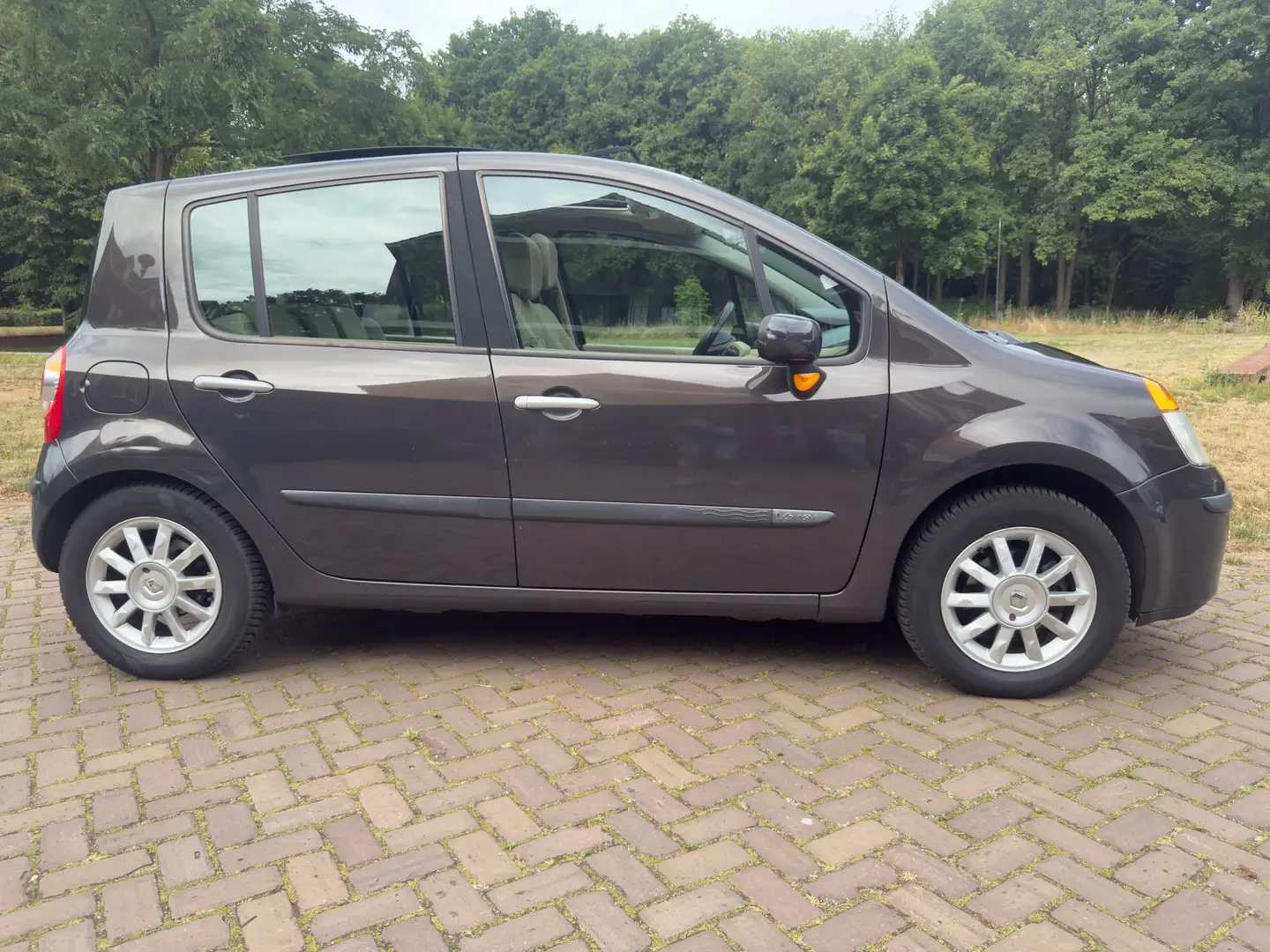 Renault Modus Modus 1.6-16V Priv.Luxe Bruin - 2