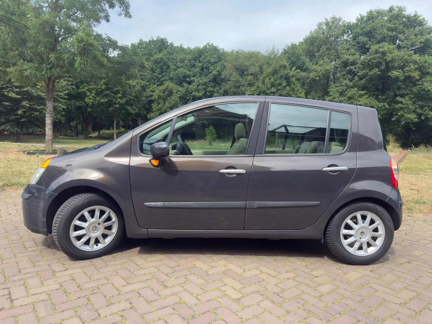 Renault Modus Modus 1.6-16V Priv.Luxe Bruin - 1