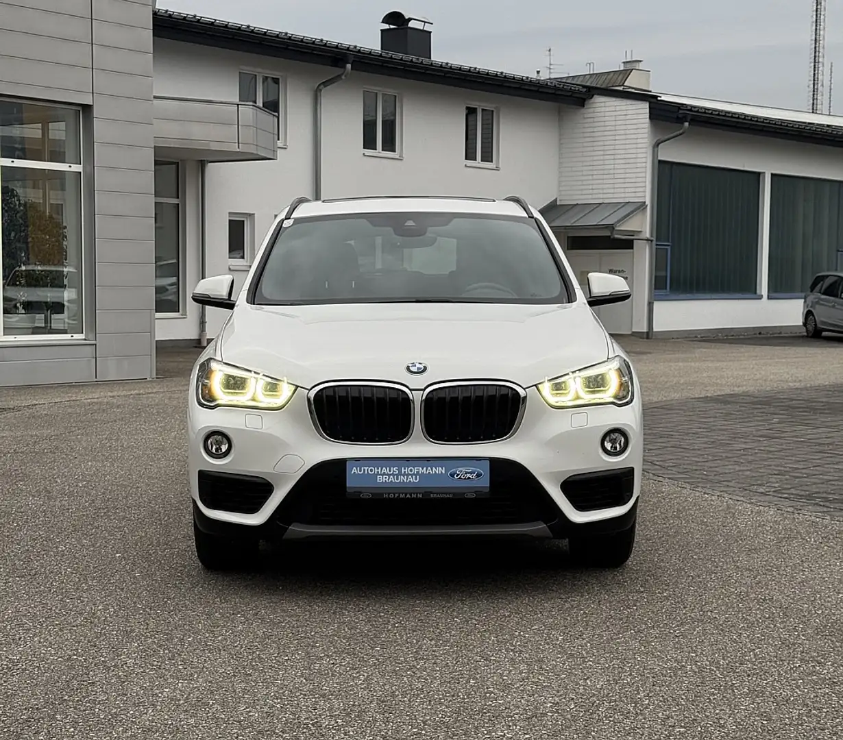 BMW X1 sDrive18d Aut. Bianco - 2