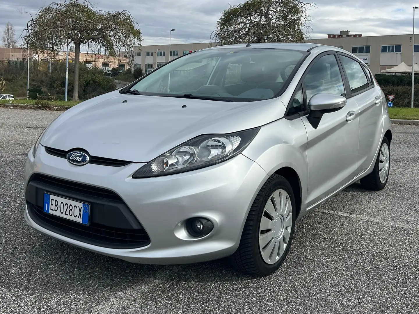 Ford Fiesta Fiesta VI 5p 1.2 16v + c/esp E5 - Apple CarPlay Argento - 1