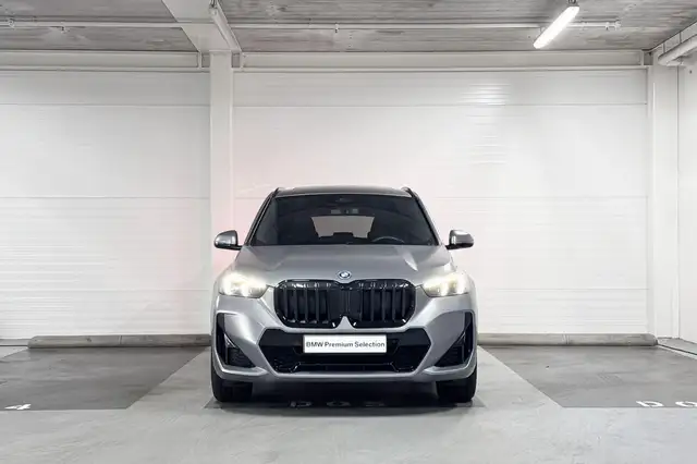 BMW X1 view 6