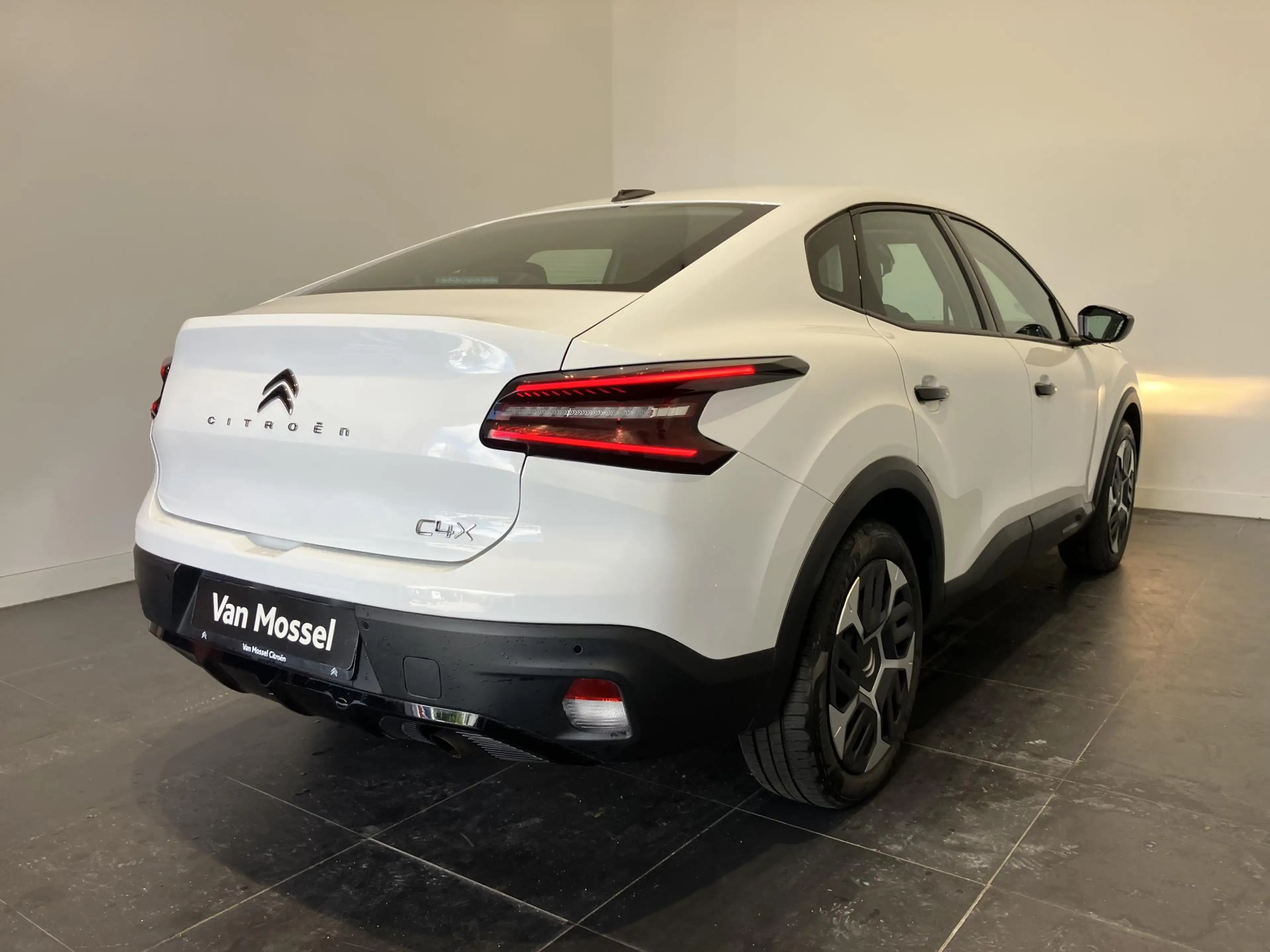Citroen C4 X 1.2 Puretech 100 You l Parkeersensoren l Apple Car — photo 6