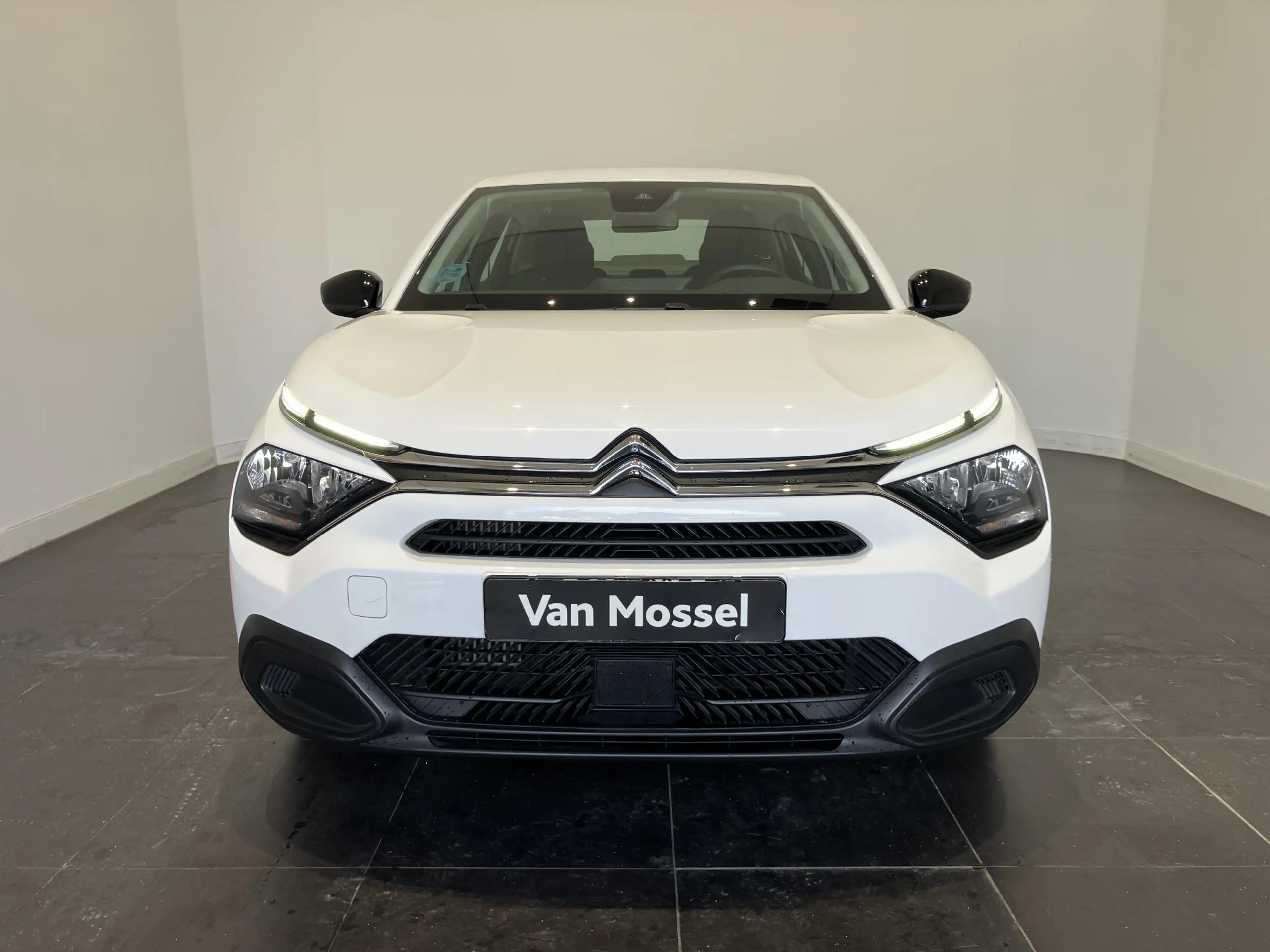 Citroen C4 X 1.2 Puretech 100 You l Parkeersensoren l Apple Car — photo 2