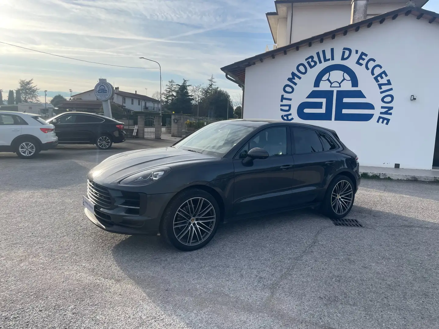 Porsche Macan Macan  2.0 245cv pdk Grigio - 1