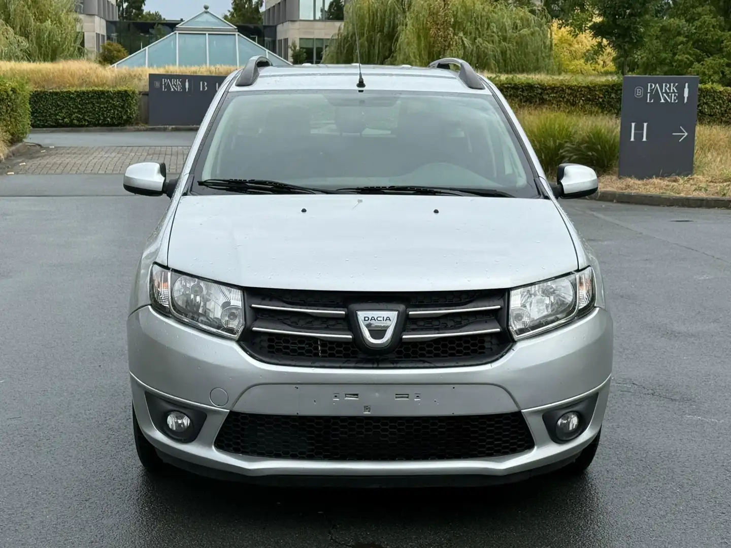 Dacia Logan Logan MCV 1.5 dCi - Airco -GPS Argent - 2