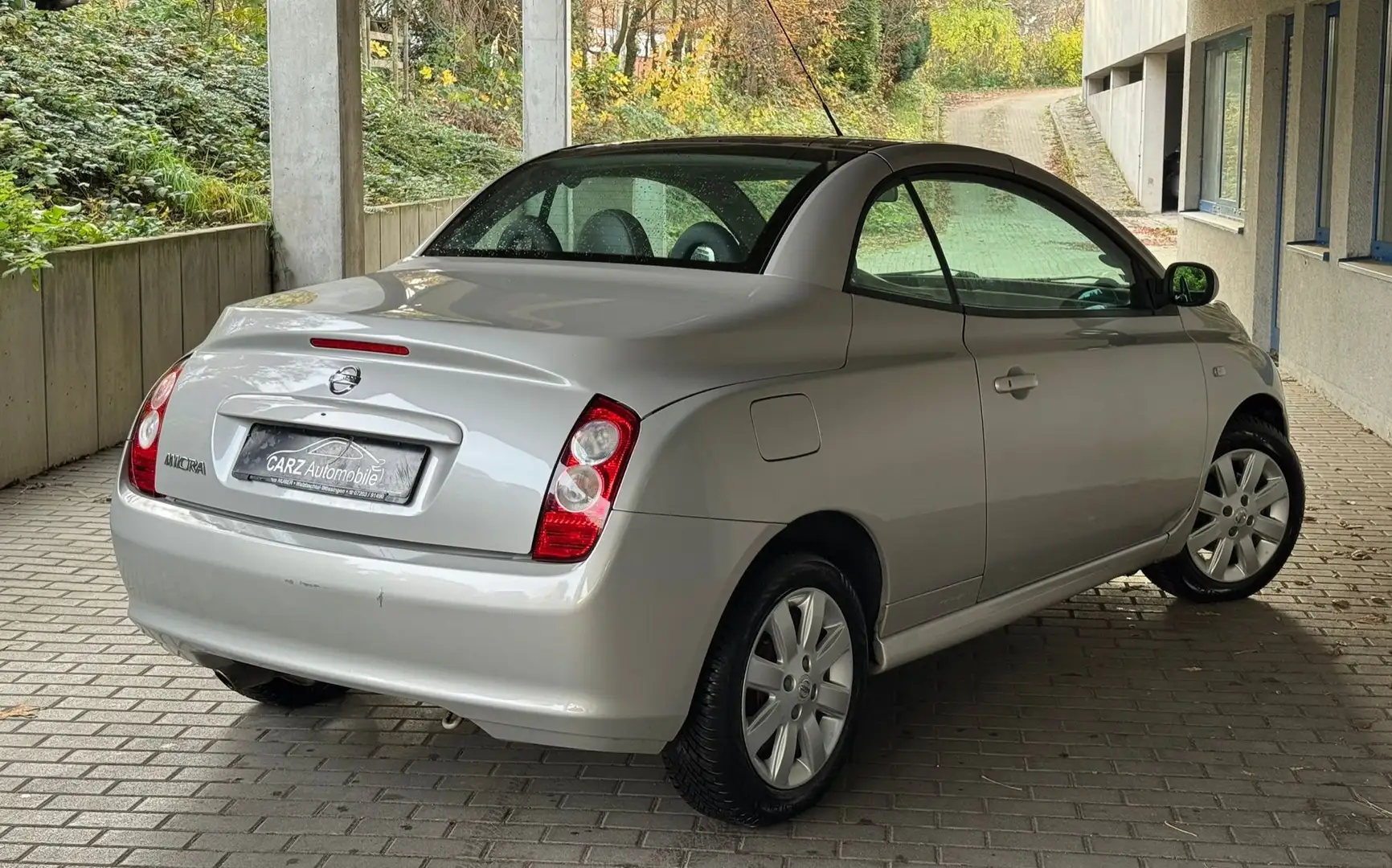 Nissan Micra Active Luxury ** Automatik ** 1. Hand ** Grau - 2