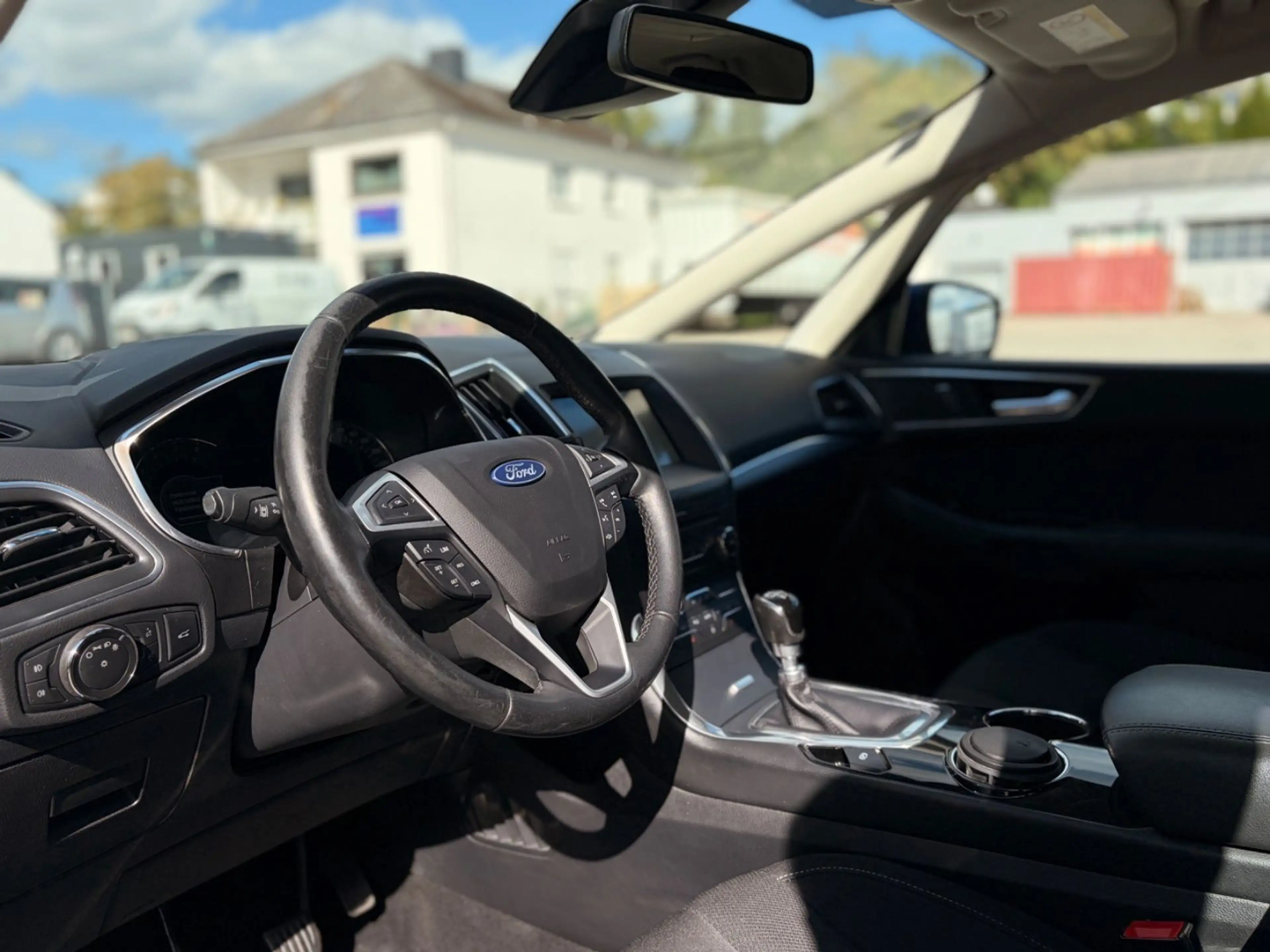 Ford S-Max S-MAX Titanium — photo 8