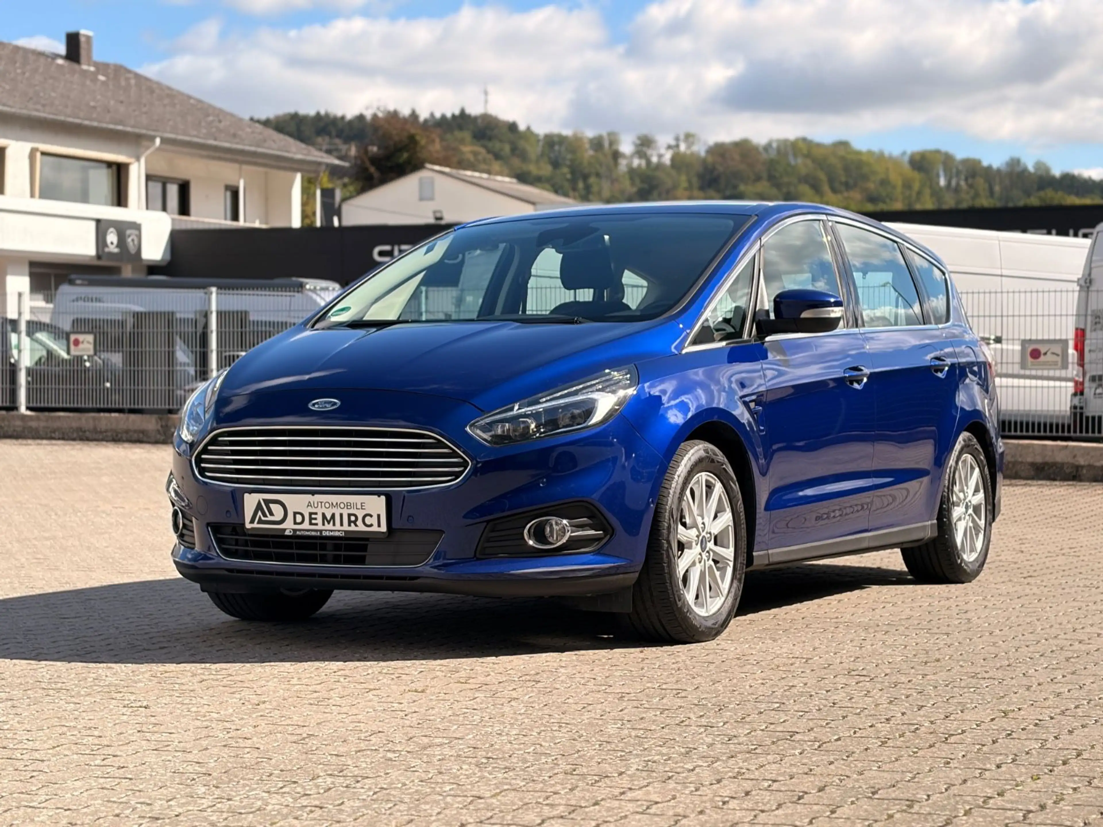 Ford S-Max S-MAX Titanium — photo 13