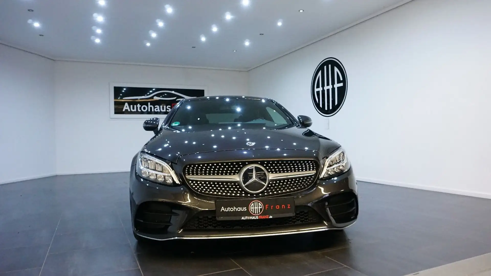 Mercedes-Benz C 300 Coupé *PANO*KAM*SHZ*Carplay*1HD Gris - 2