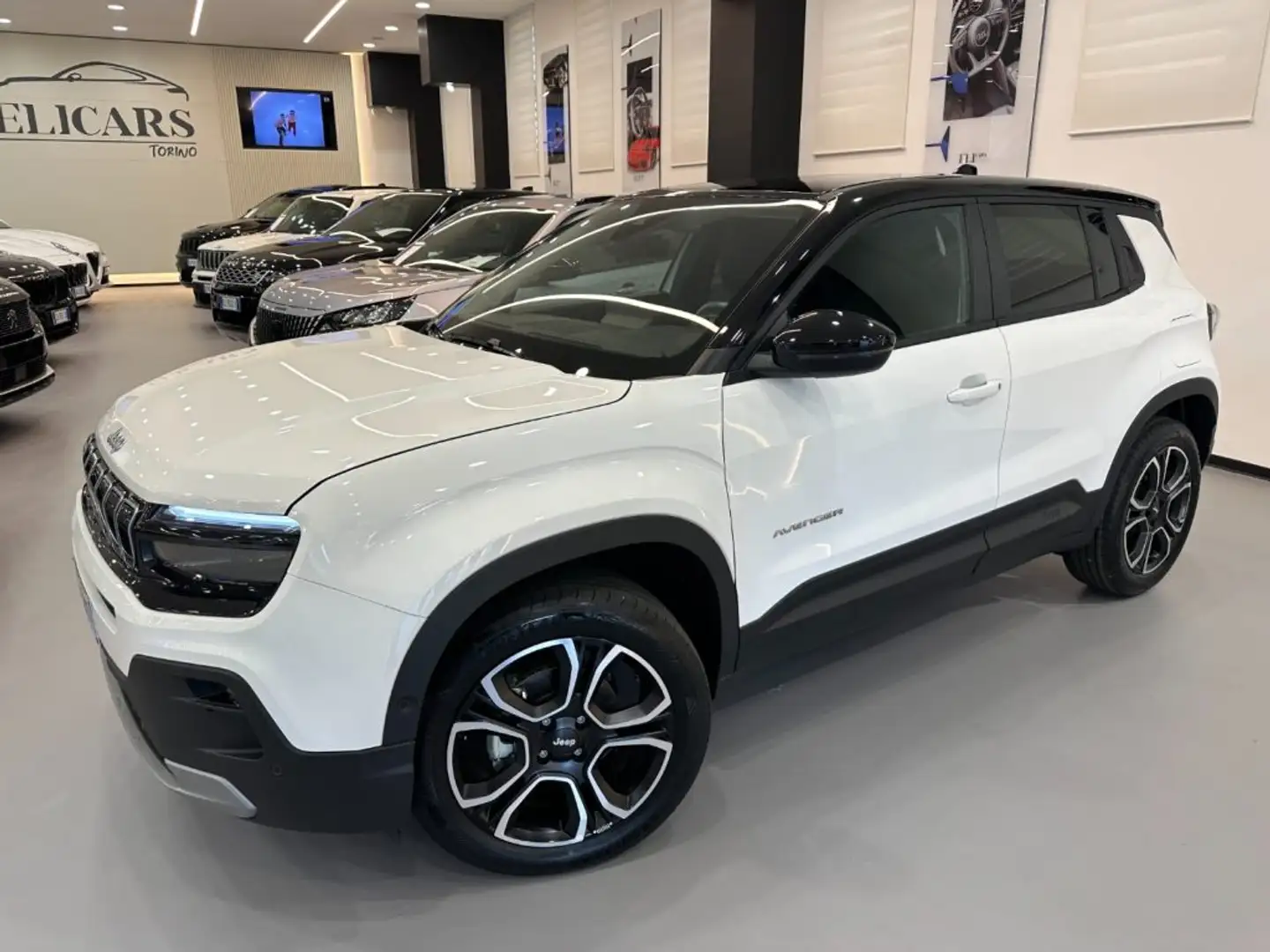 Jeep Avenger 1.2 Turbo 100 CV Summit Blanc - 1