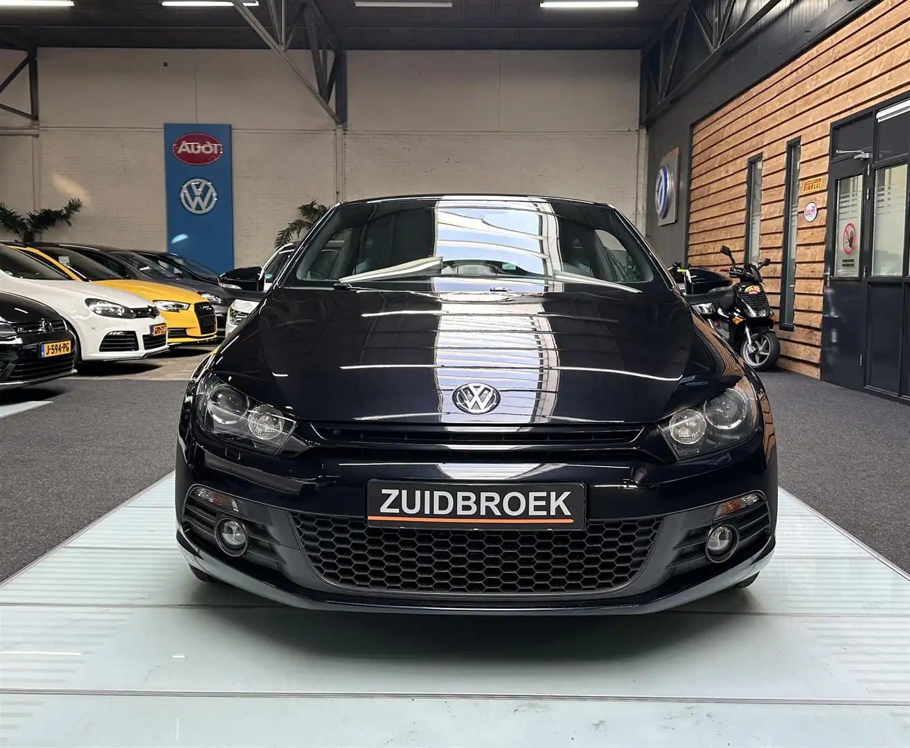 Volkswagen Scirocco 1.4 TSI 122pk MATCH Xenon stuurbediening Zwart - 2